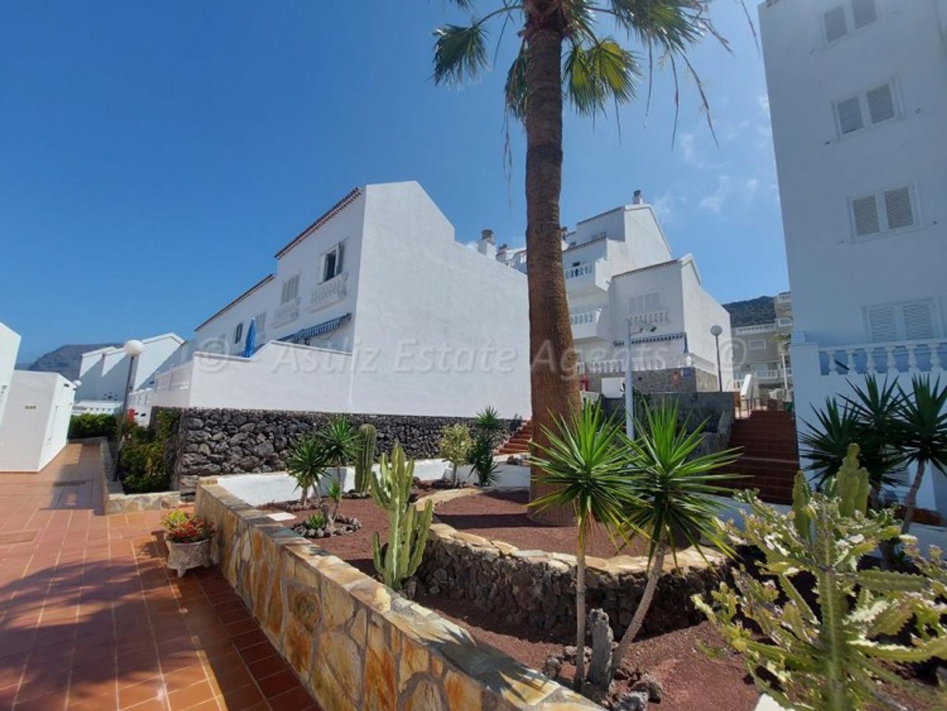 Condominium in Puerto de Santiago, Canarias 11541265