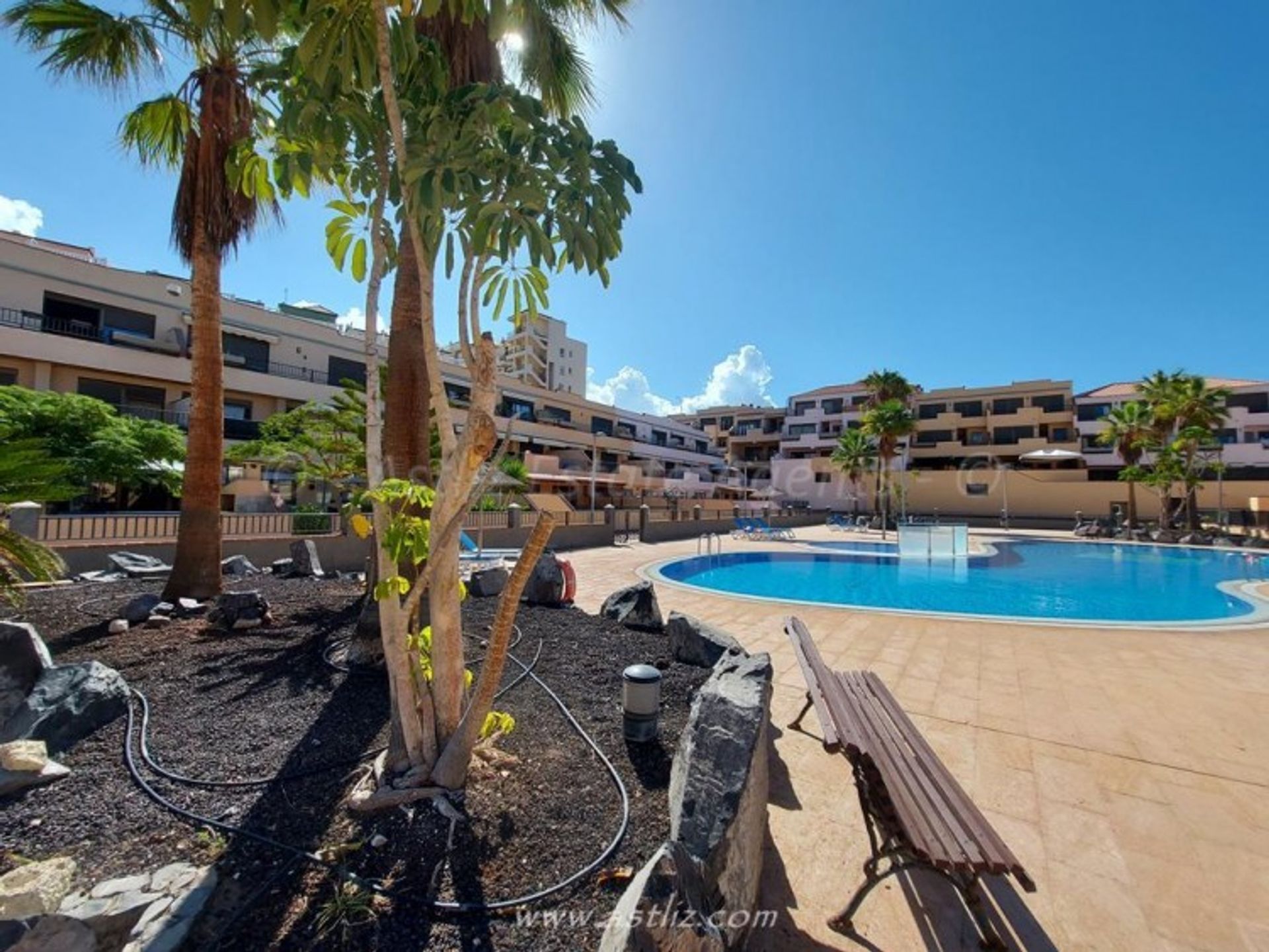 Condominium in Adeje, Canarias 11541272