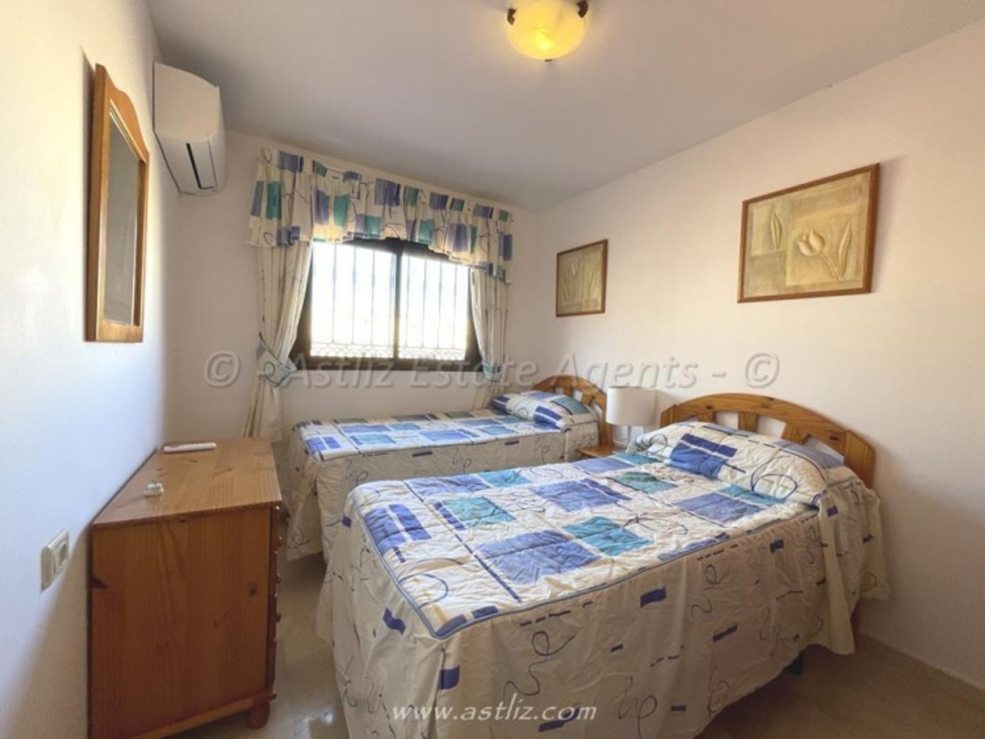 Кондоминиум в Adeje, Canarias 11541272