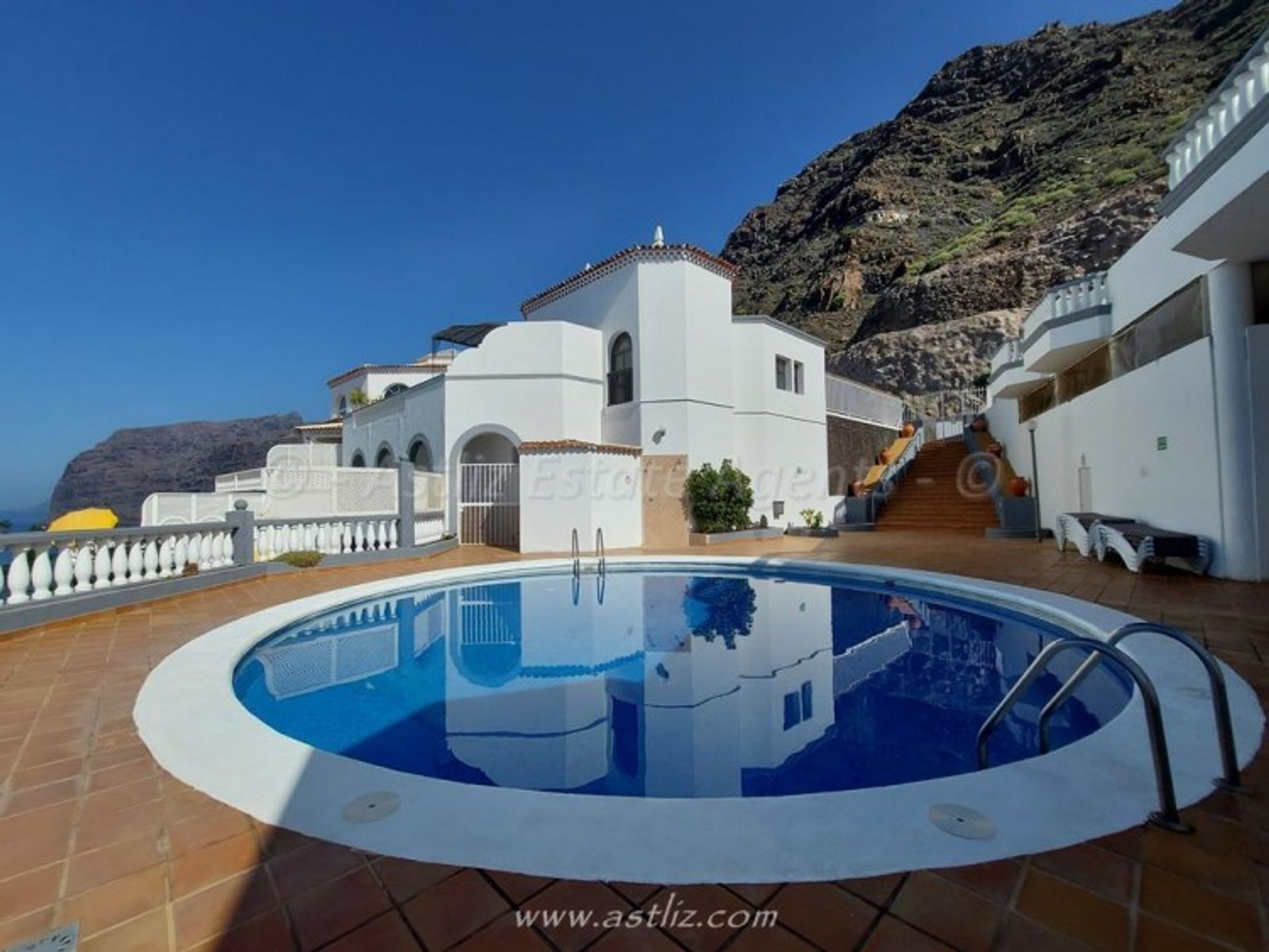 Condominium in Puerto de Santiago, Canary Islands 11541281