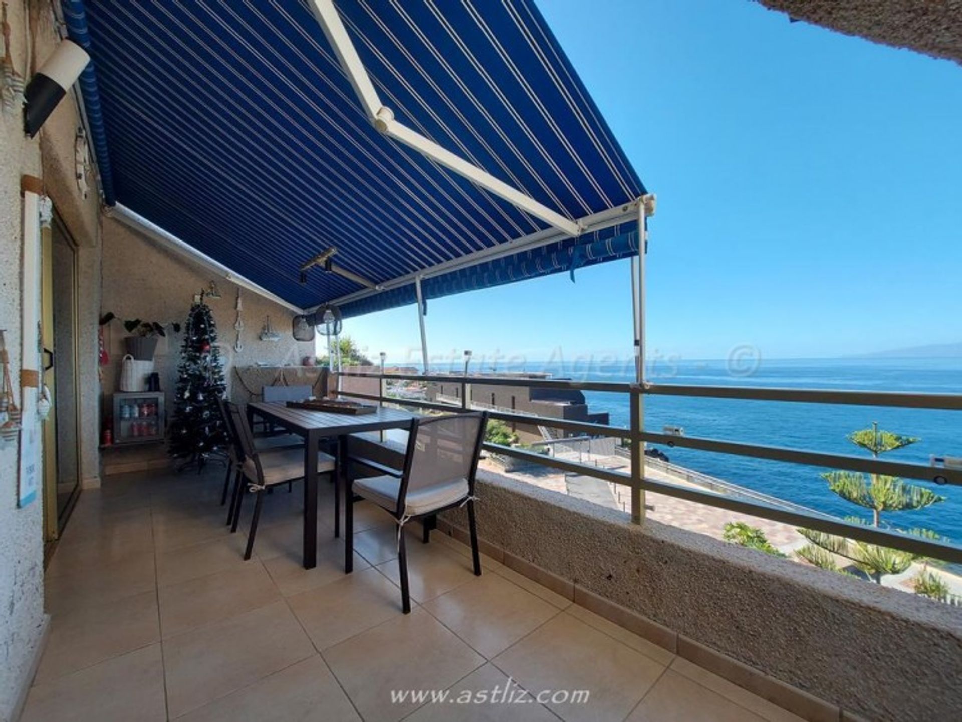 Condominio en Guía de Isora, Canarias 11541290