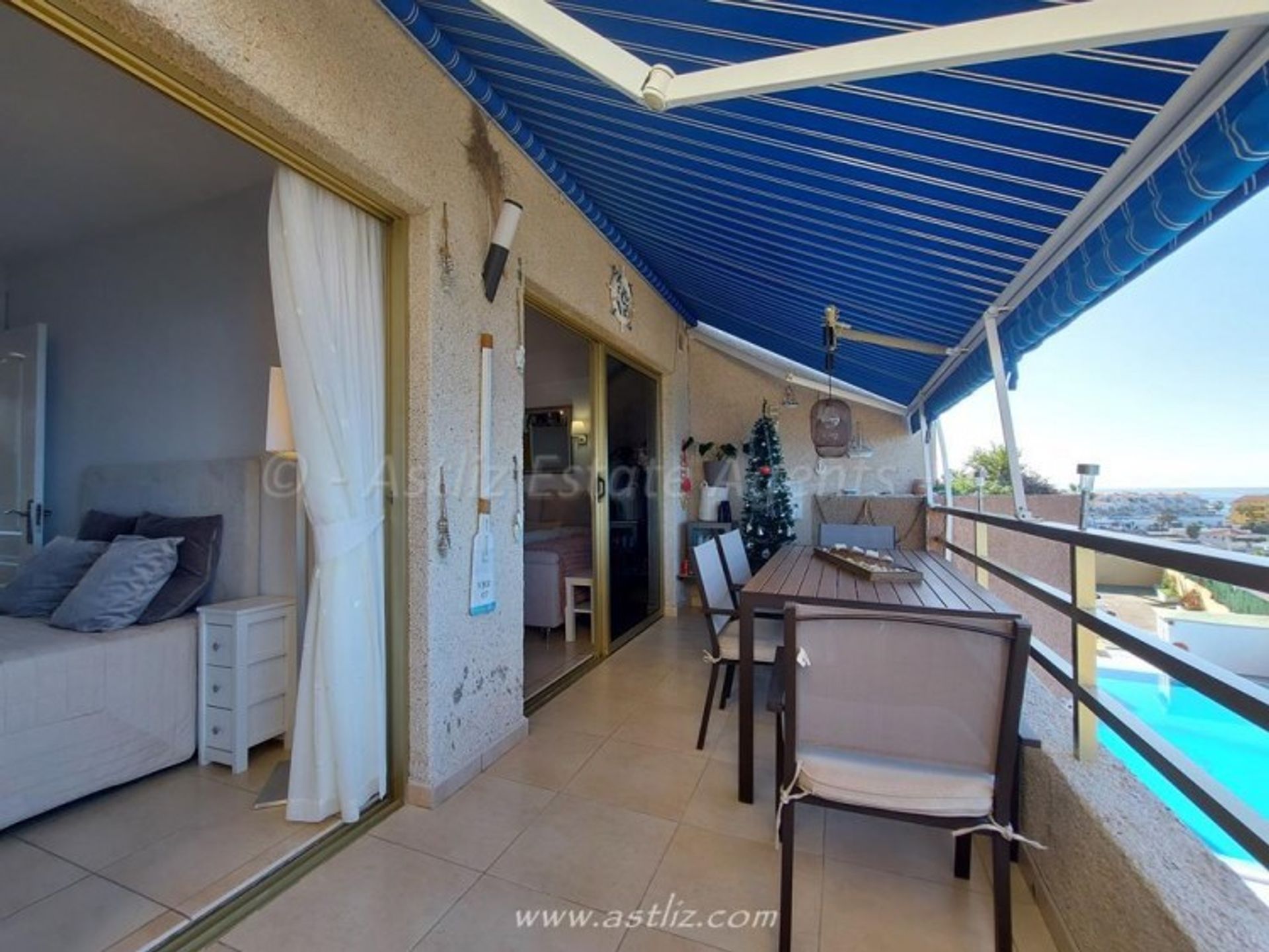 Condominio en Guía de Isora, Canarias 11541290