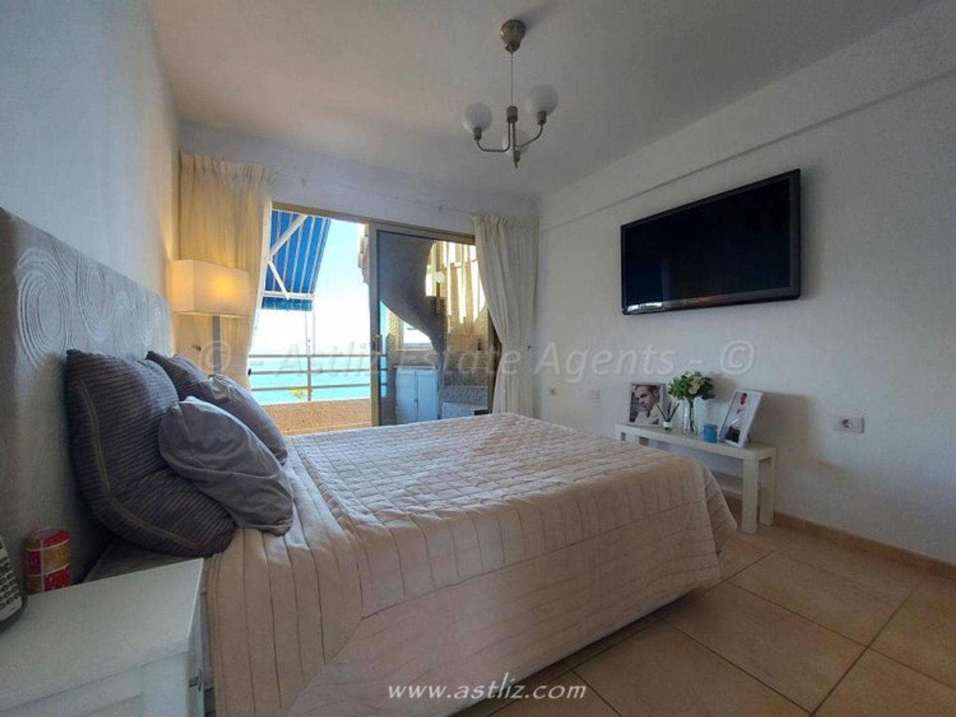 Condominio en Guía de Isora, Canarias 11541290