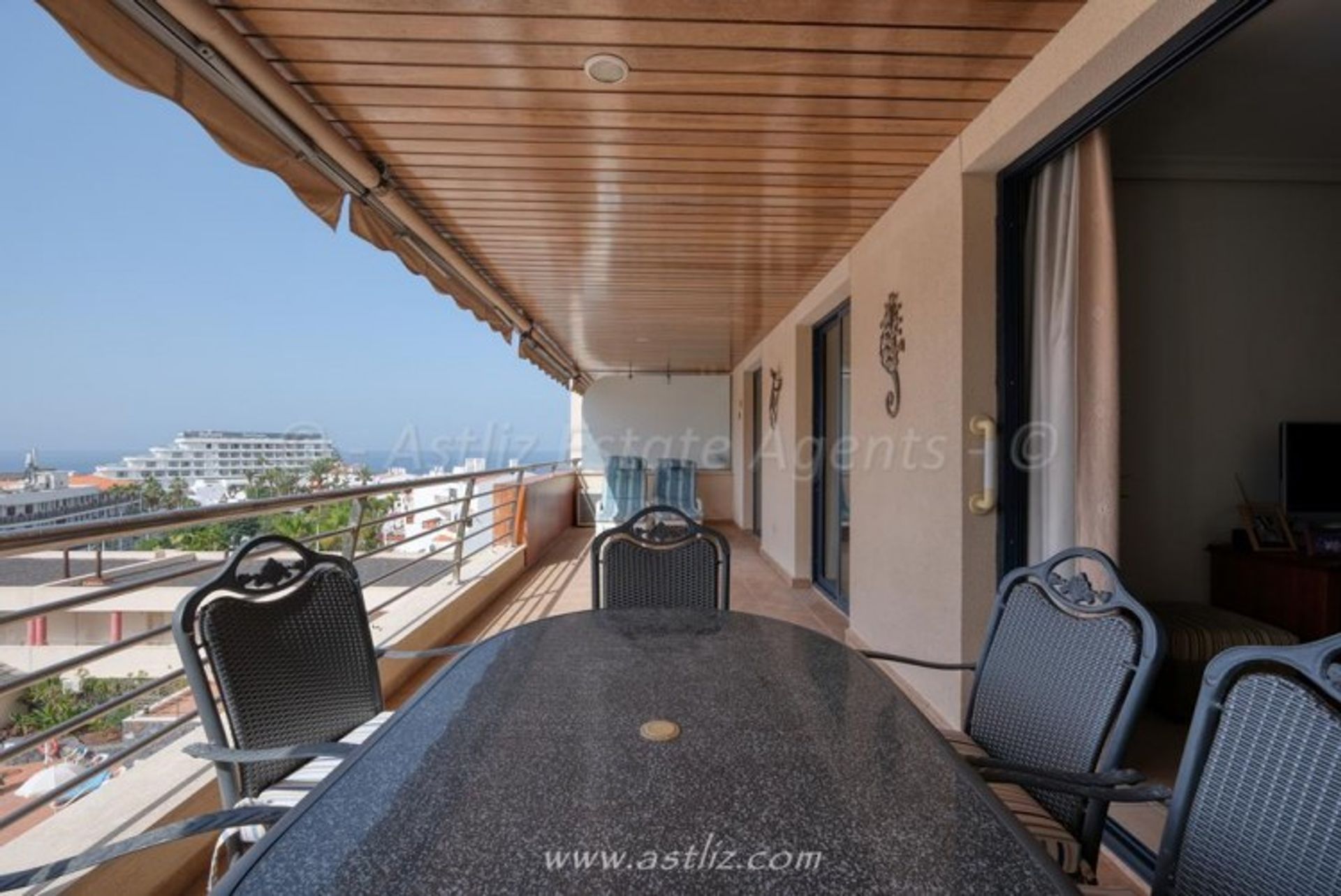 Condominium in Santiago del Teide, Canarias 11541298