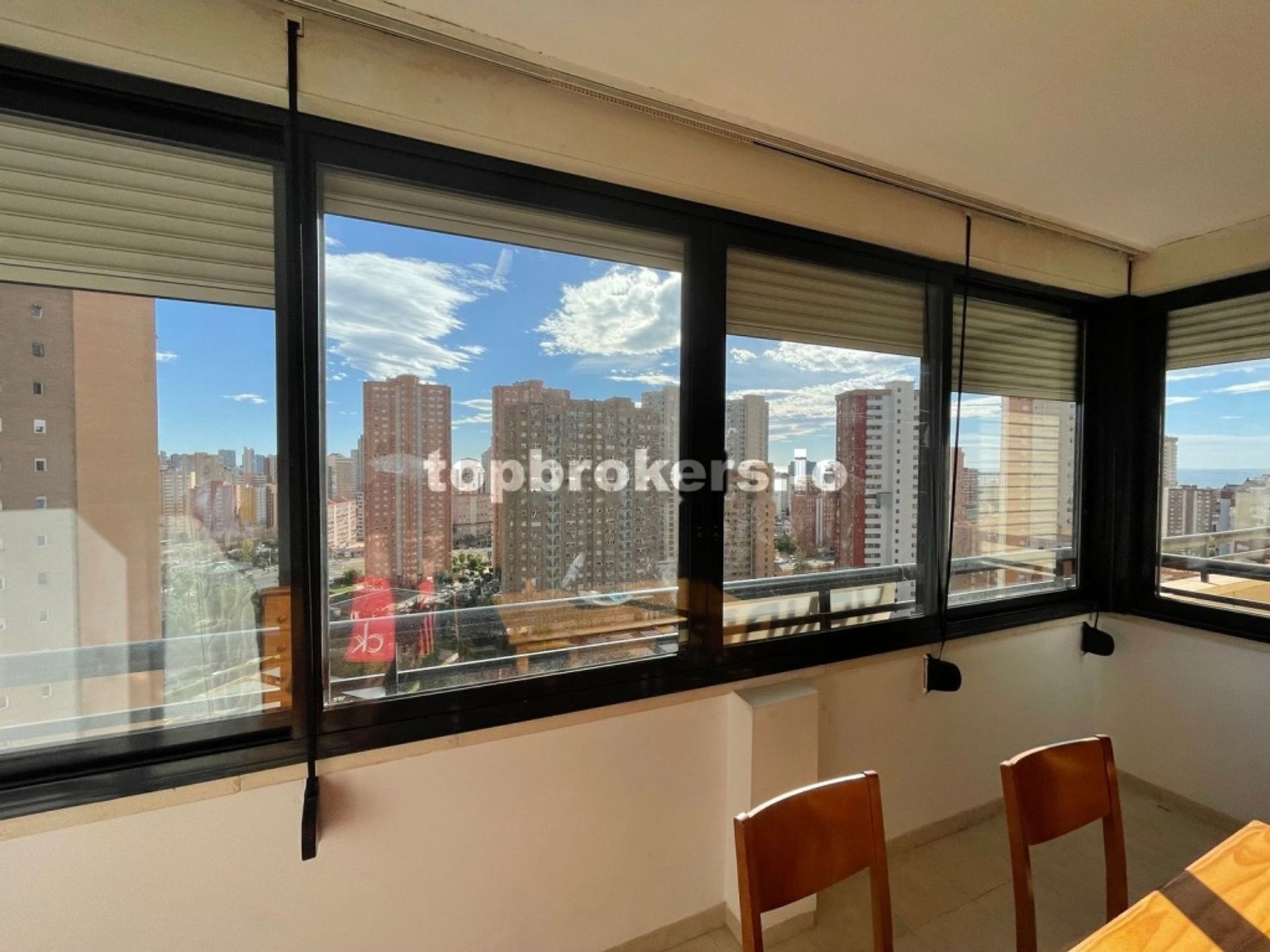 Condominium in Benidorm, Comunidad Valenciana 11541941