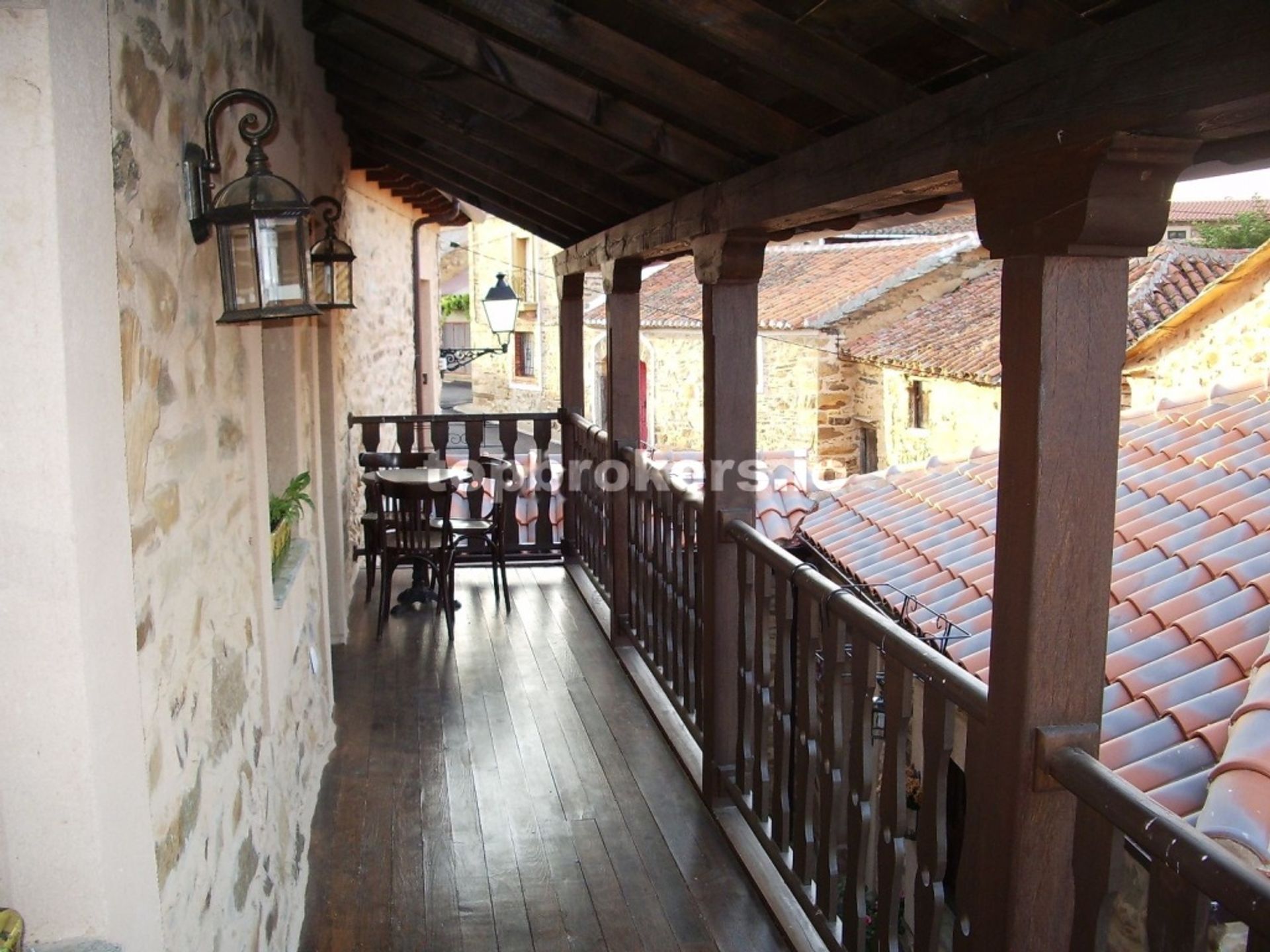 Casa nel Santiago Millas, Castiglia-Leon 11542256