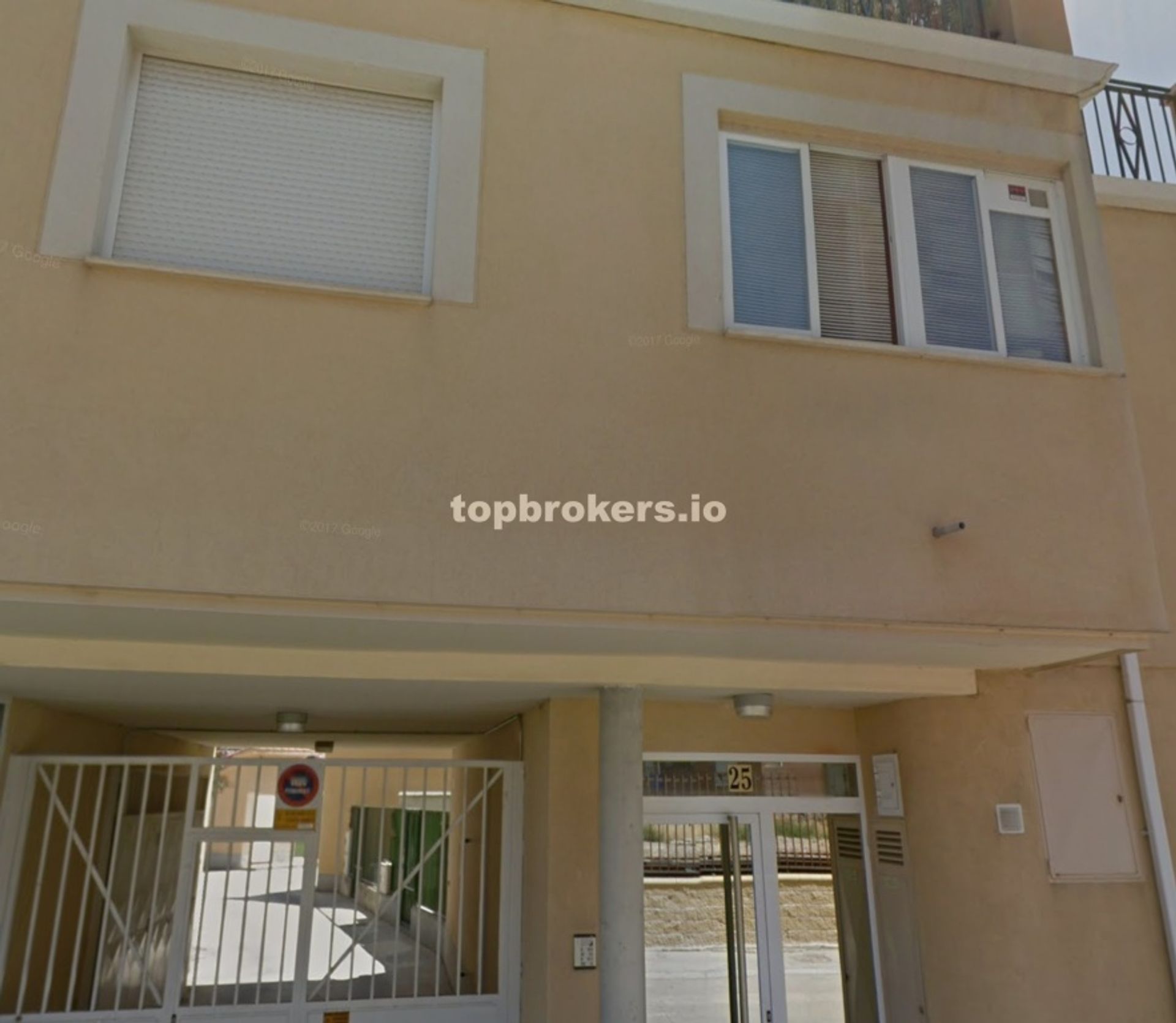 House in Venta de Banos, Castille-Leon 11542334