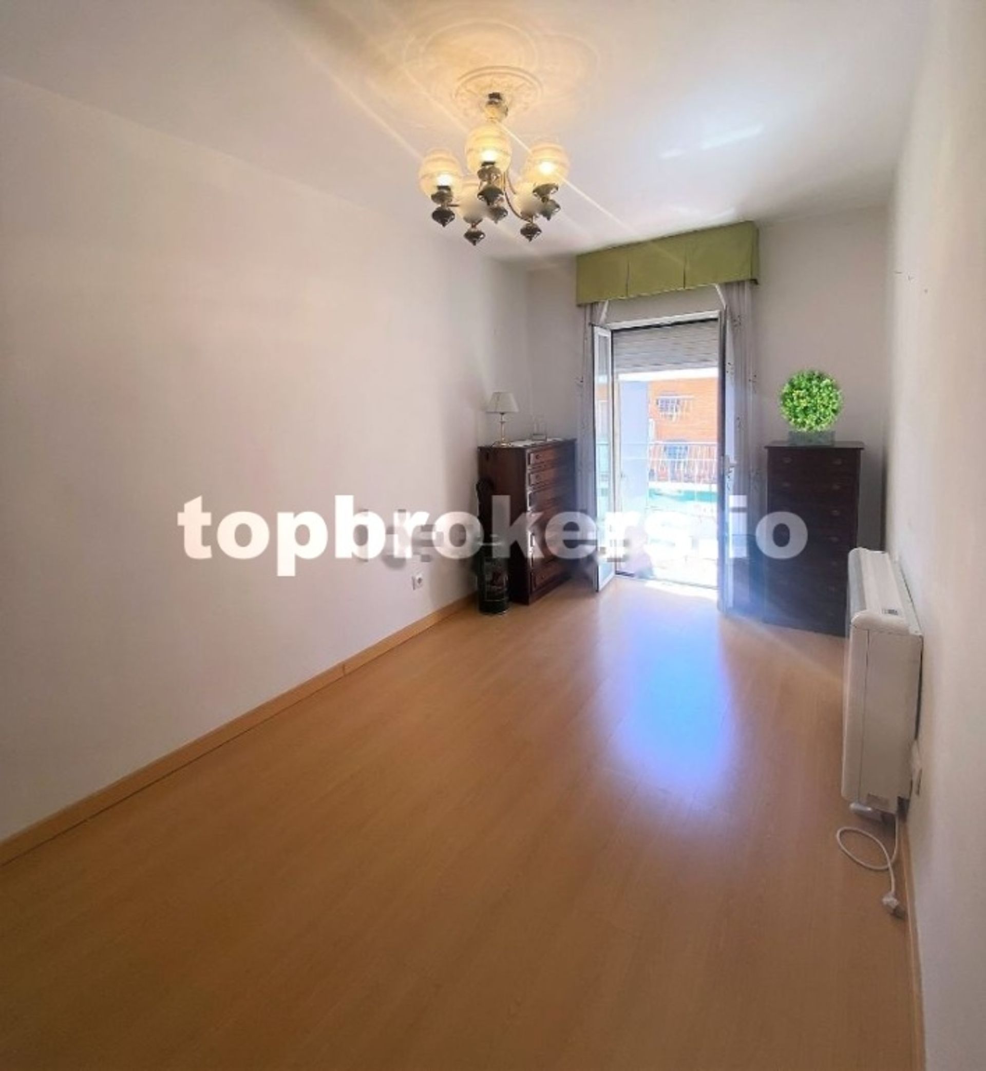 Condominium in Carabanchel, Madrid 11542416