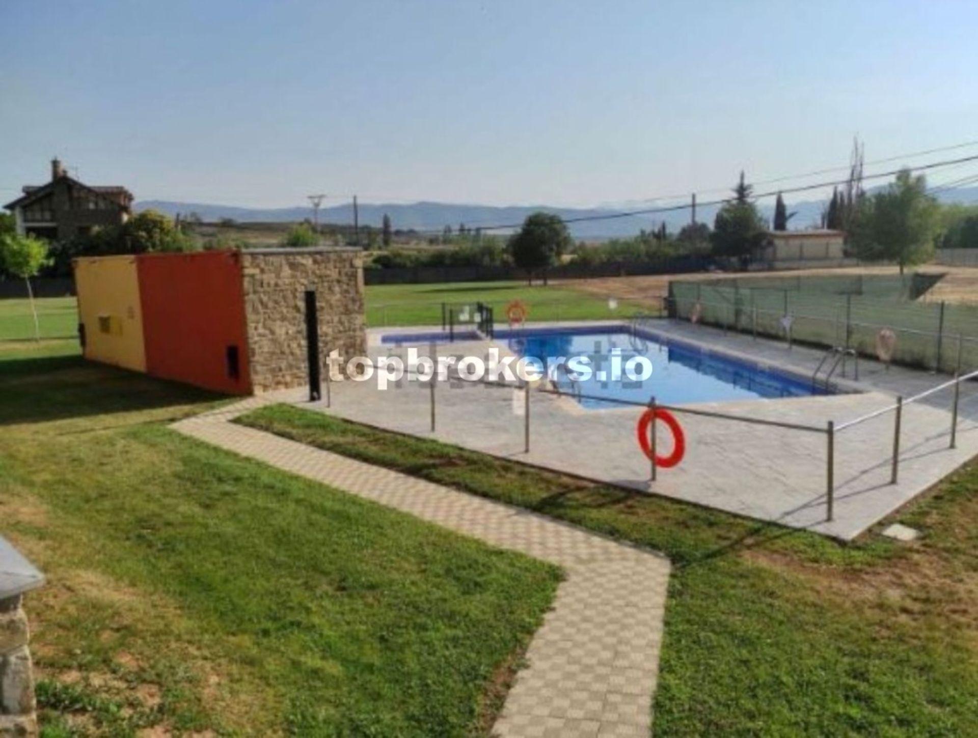 Condominio en Puente la Reina de Jaca, Aragón 11542628