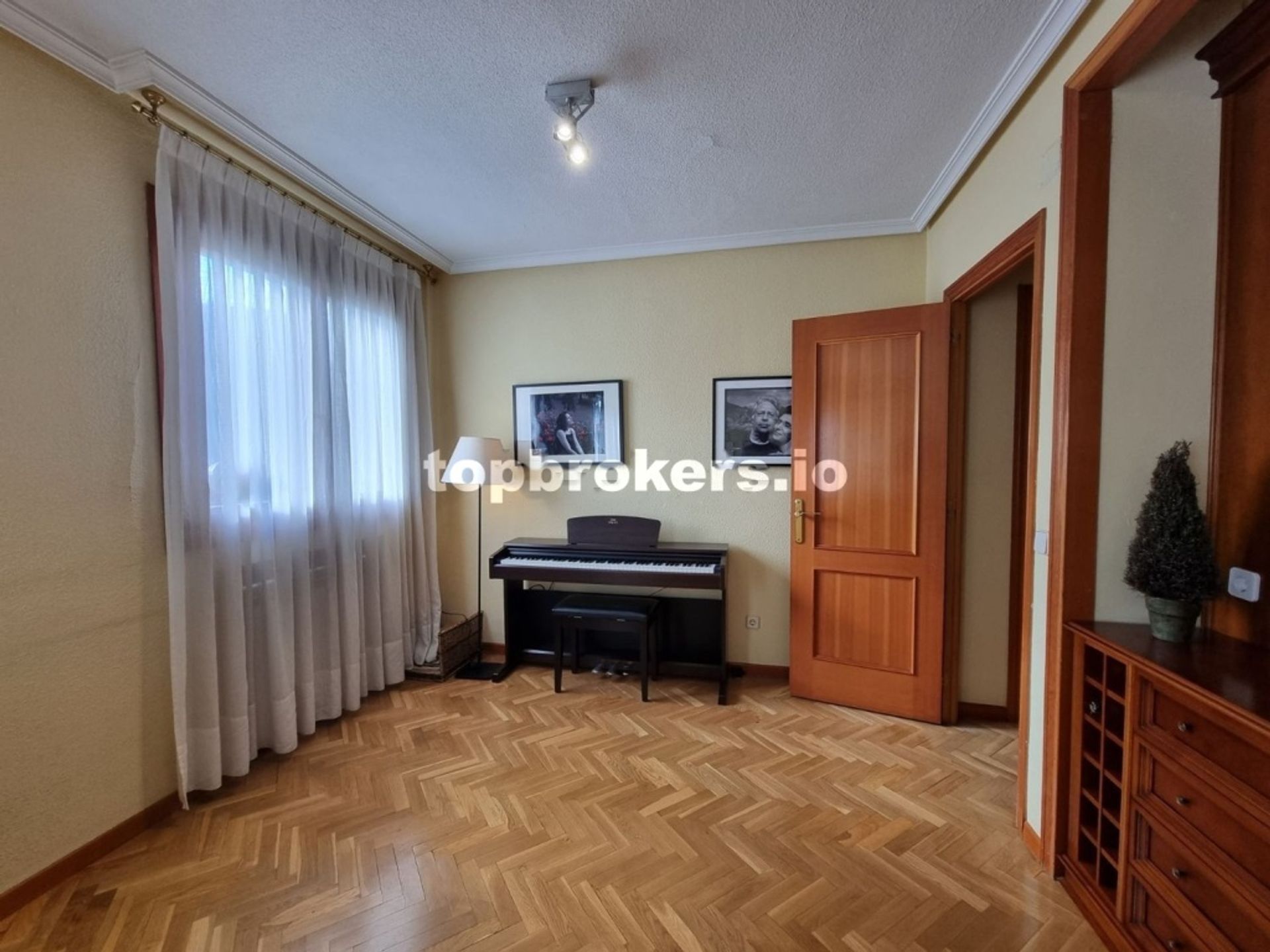 Condominio en El Escorial, Comunidad de Madrid 11542895