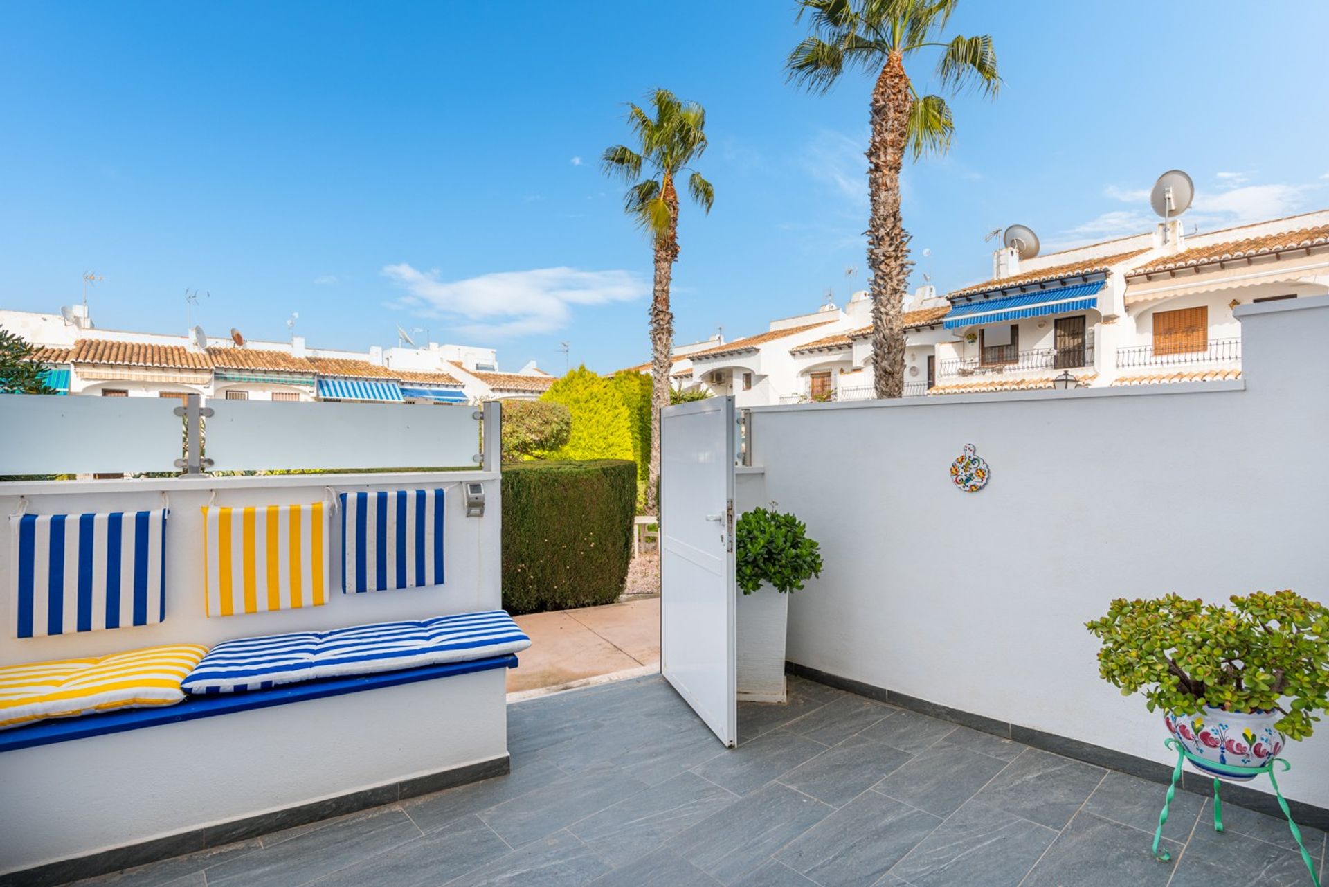 rumah dalam Torrevieja, Valencia 11543268