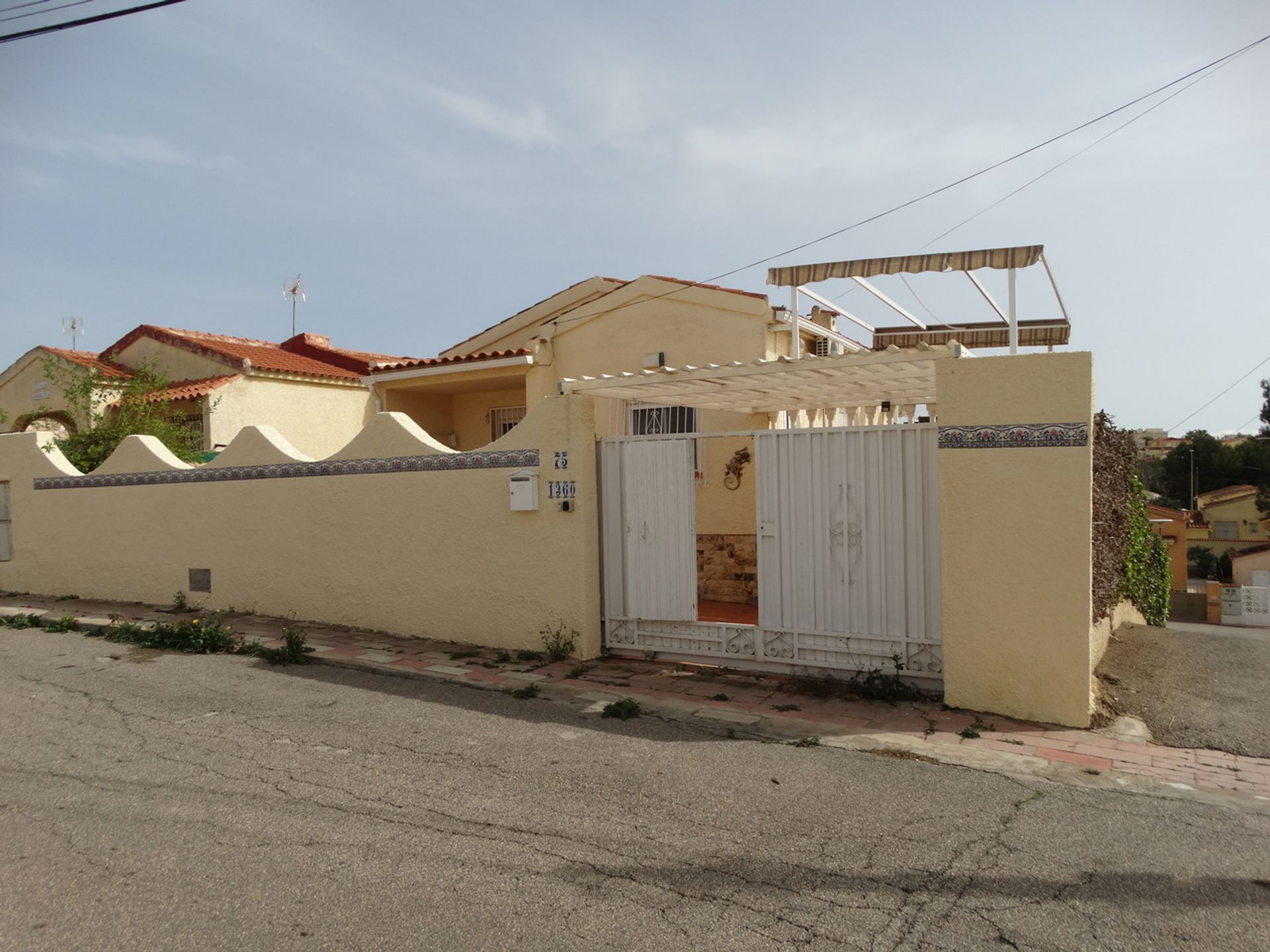 House in La Marina, Valencia 11543437