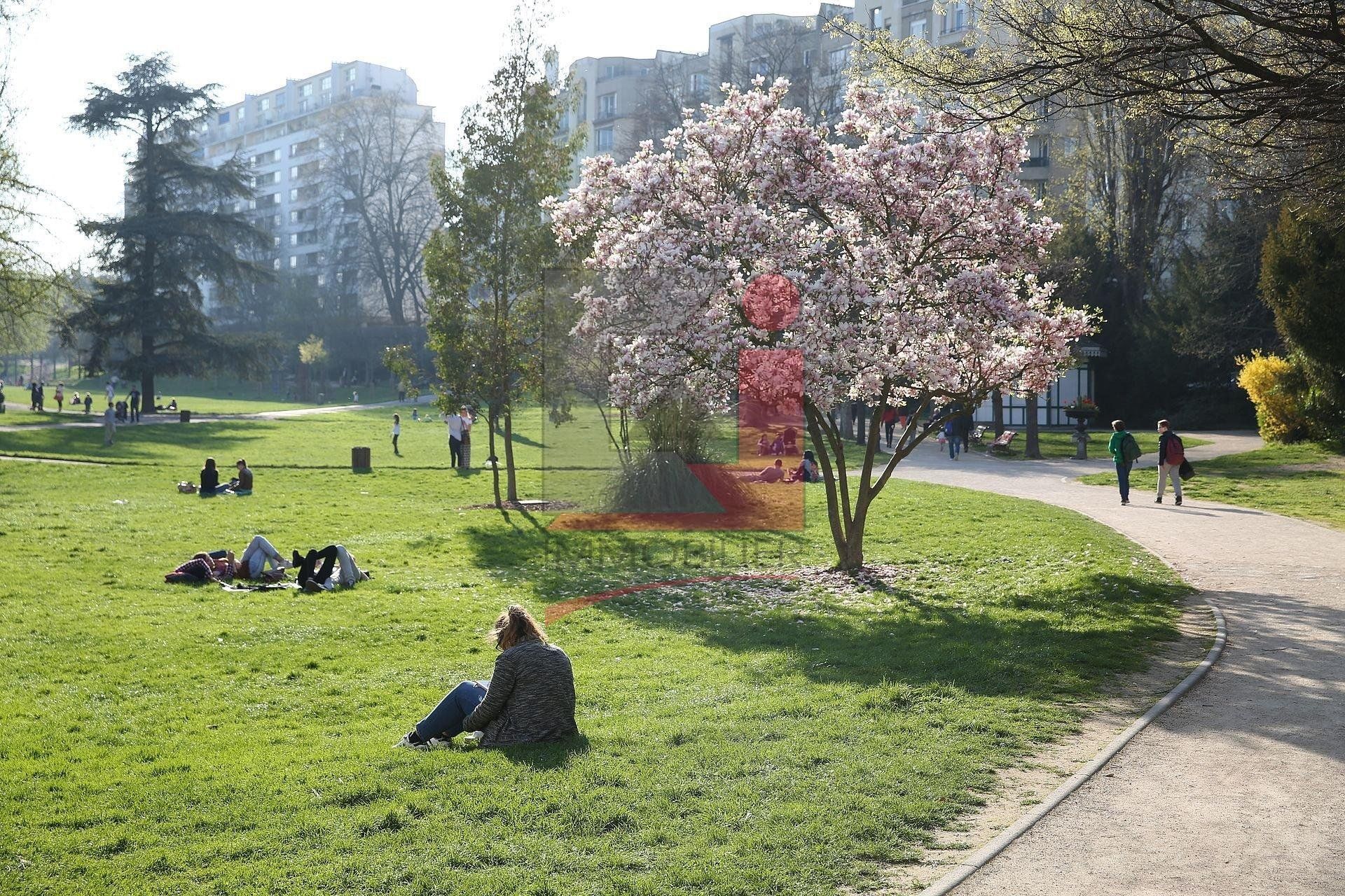 Condominium in Vanves, Hauts-de-Seine 11543870