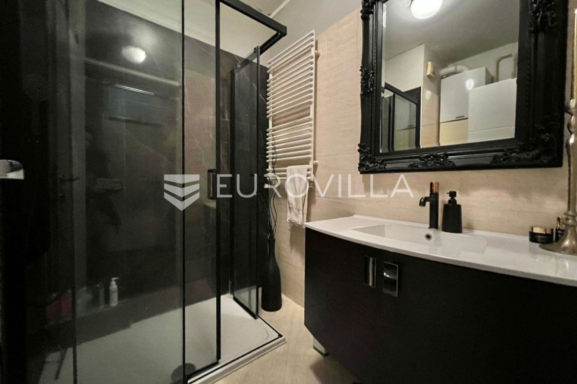 Condominio en Zagreb,  11543913