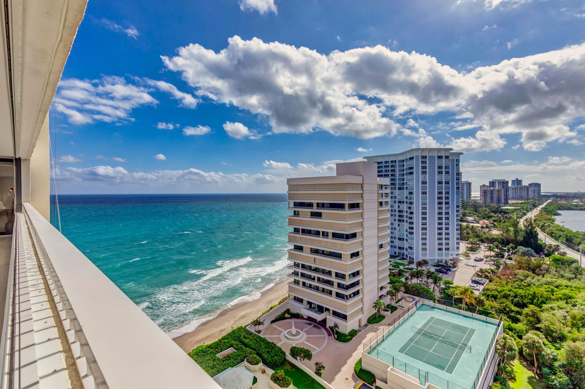 Condominium dans Riviera Beach, Florida 11544962