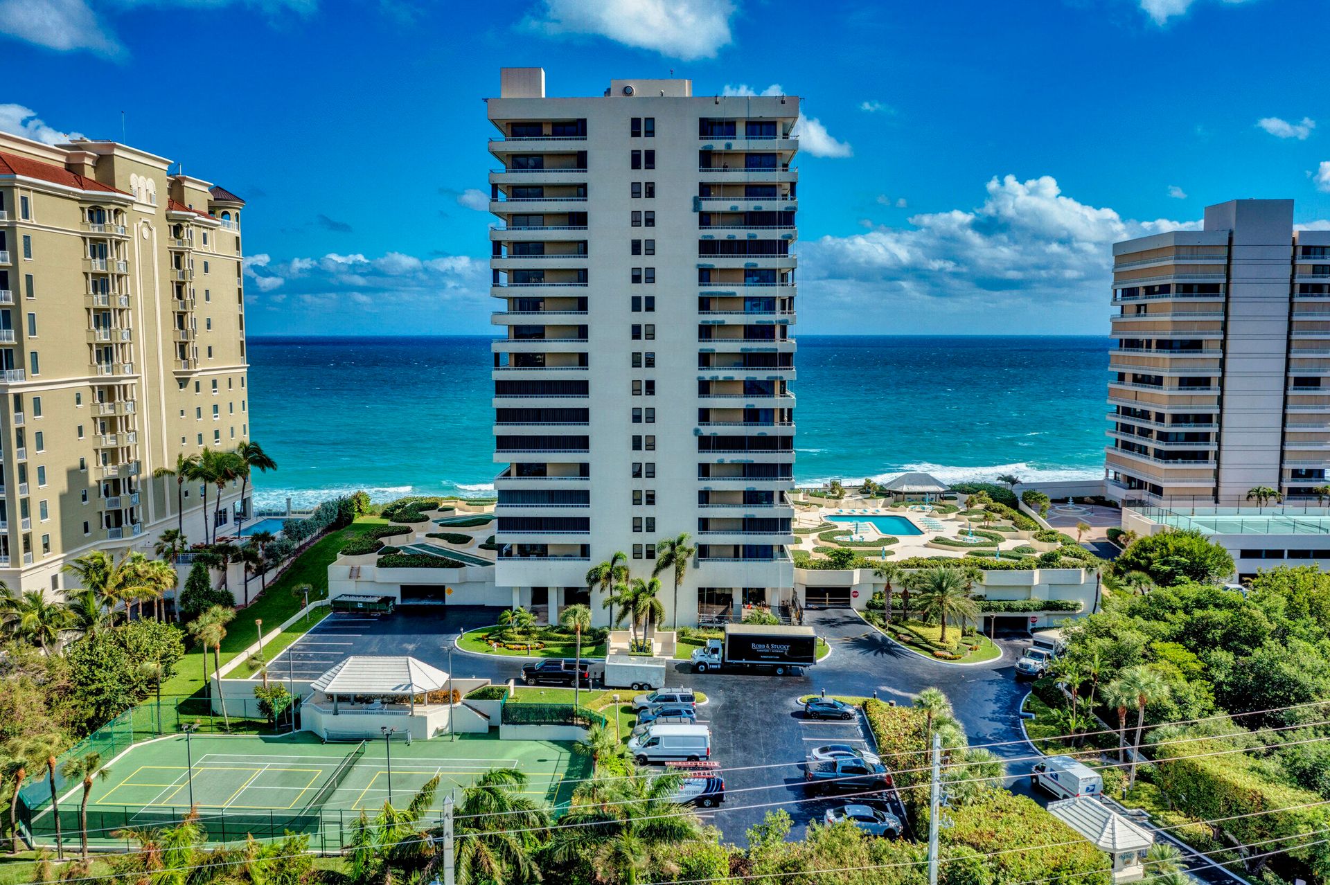 Condominium in Riviera Beach, Florida 11544962