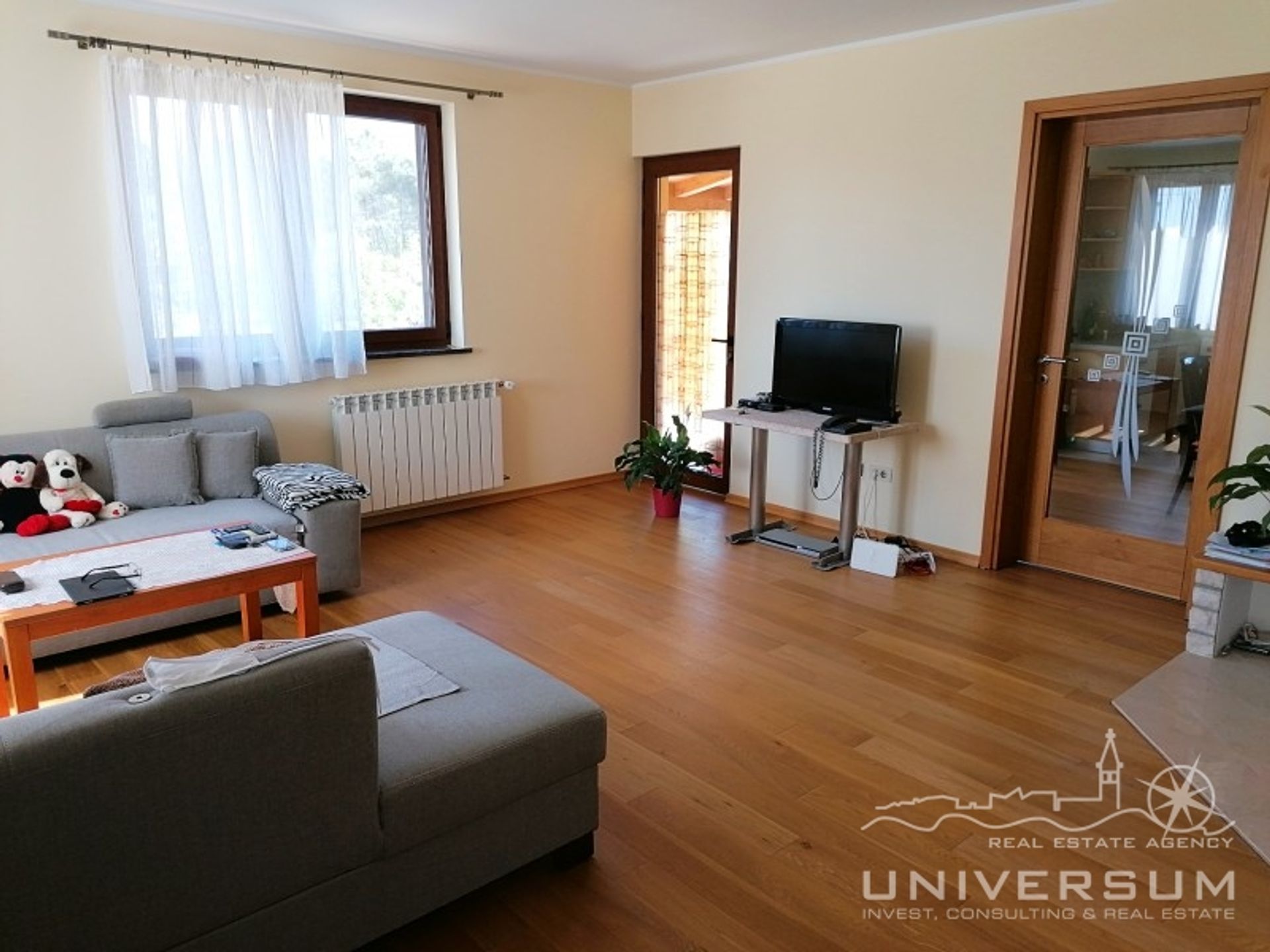 بيت في Umag, Istria County 11545084