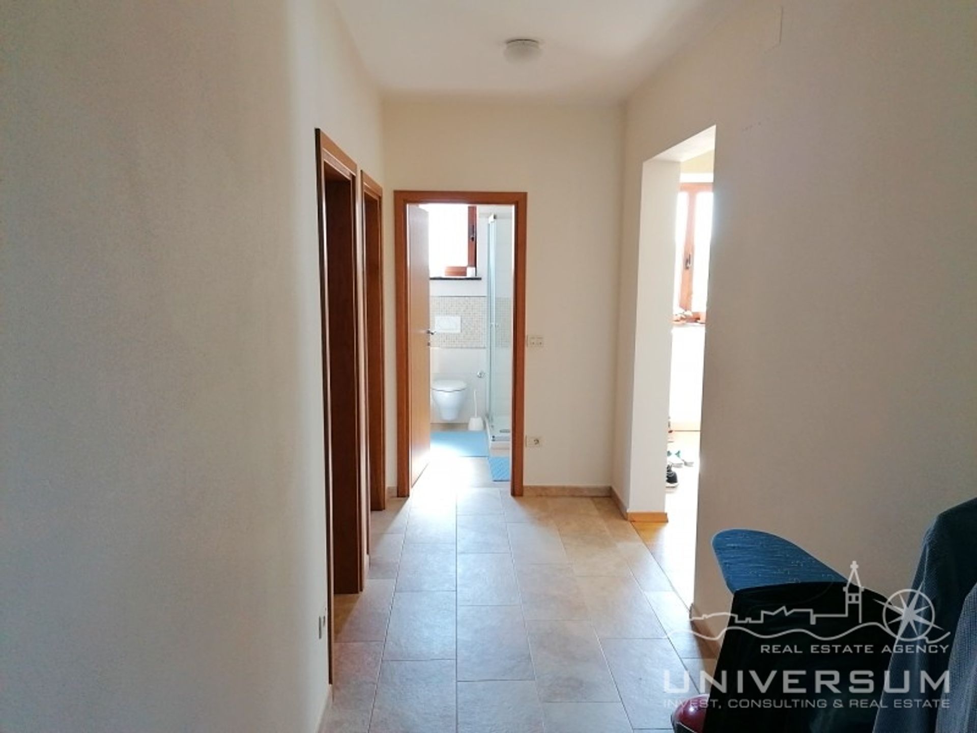 بيت في Umag, Istria County 11545084