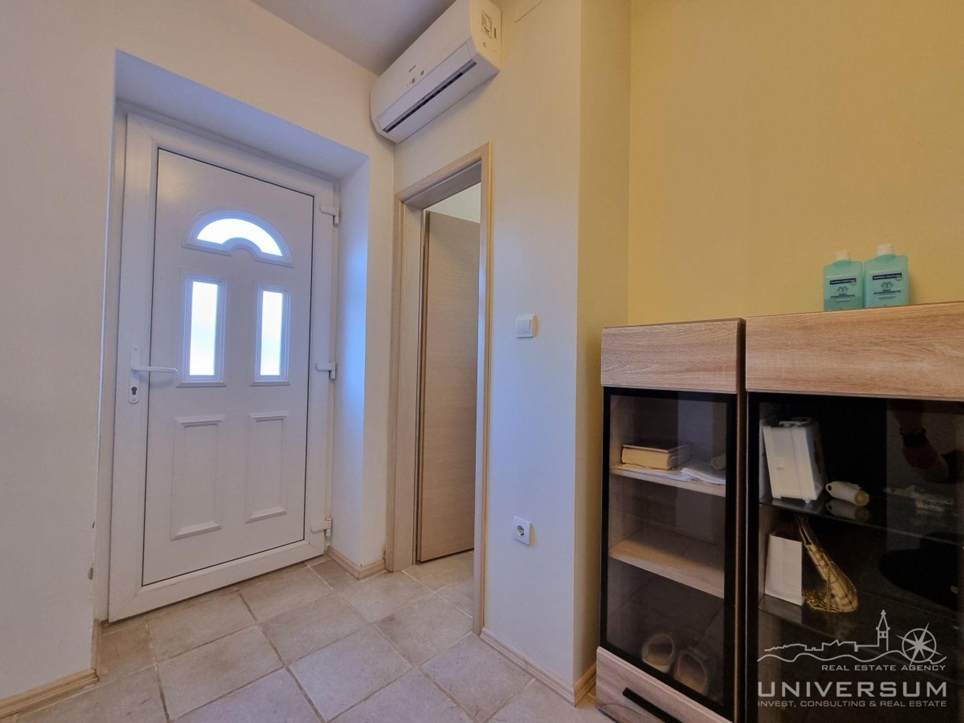 rumah dalam Umag, Istria County 11545212