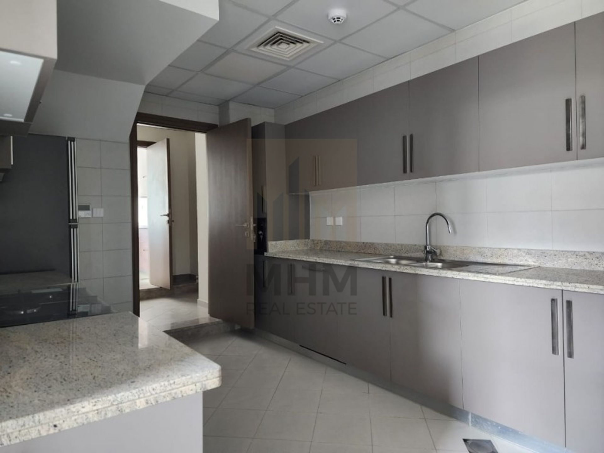 House in Sharjah, Sharjah 11546040