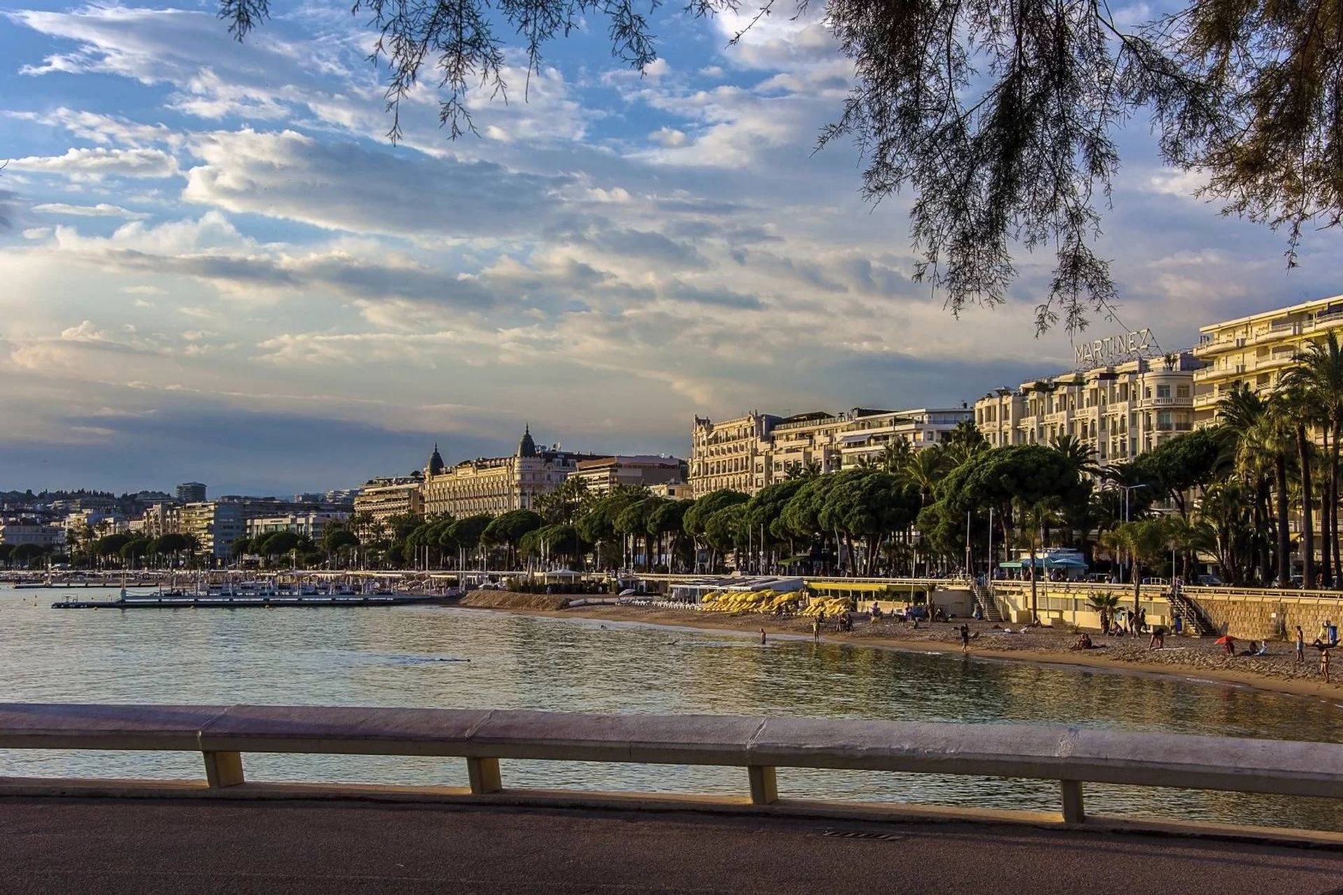 Kondominium di Cannes, Provence-Alpes-Côte d'Azur 11546281