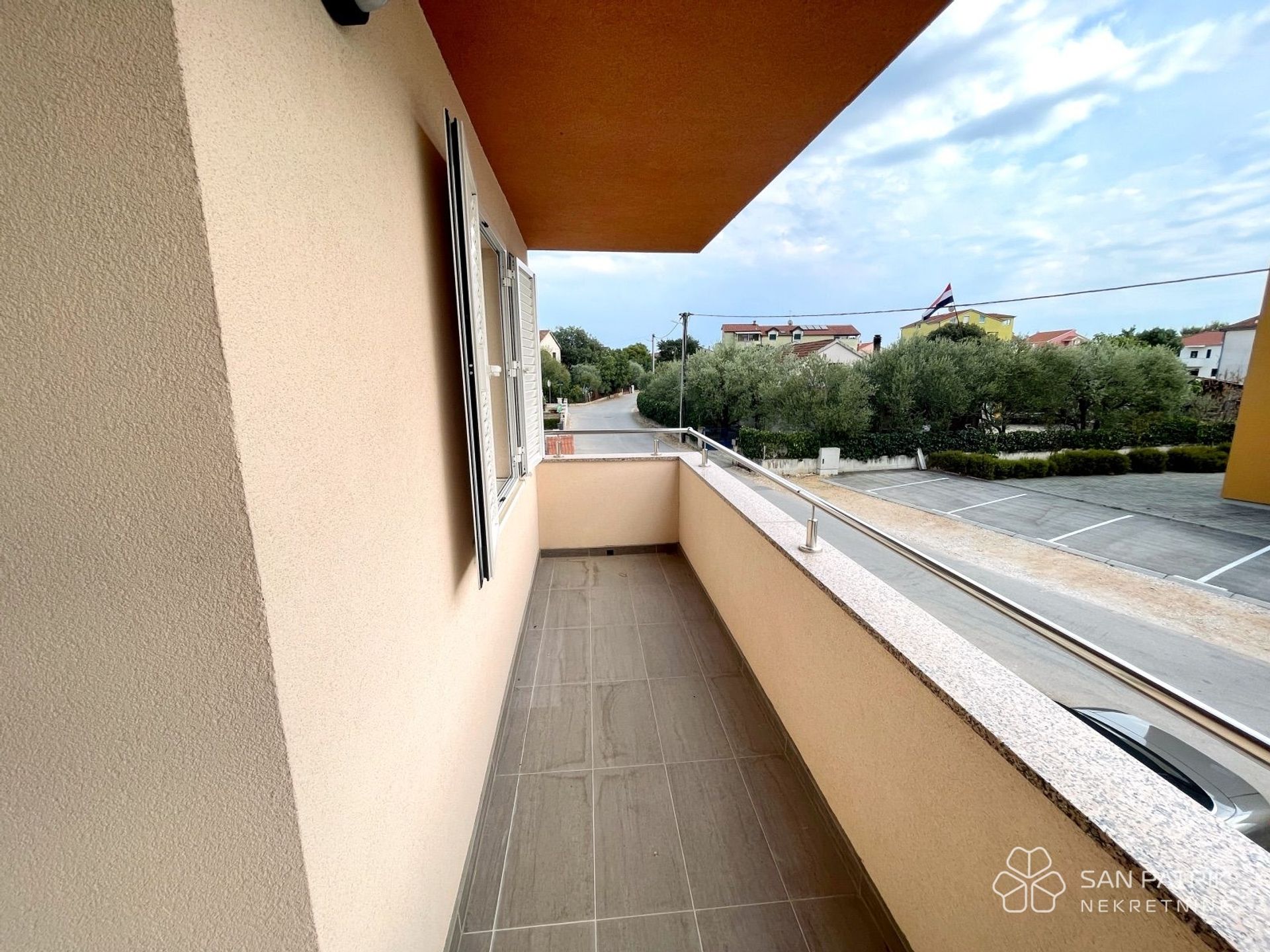 Condominium dans Biograd na Moru, Zadarska Zupanija 11546757