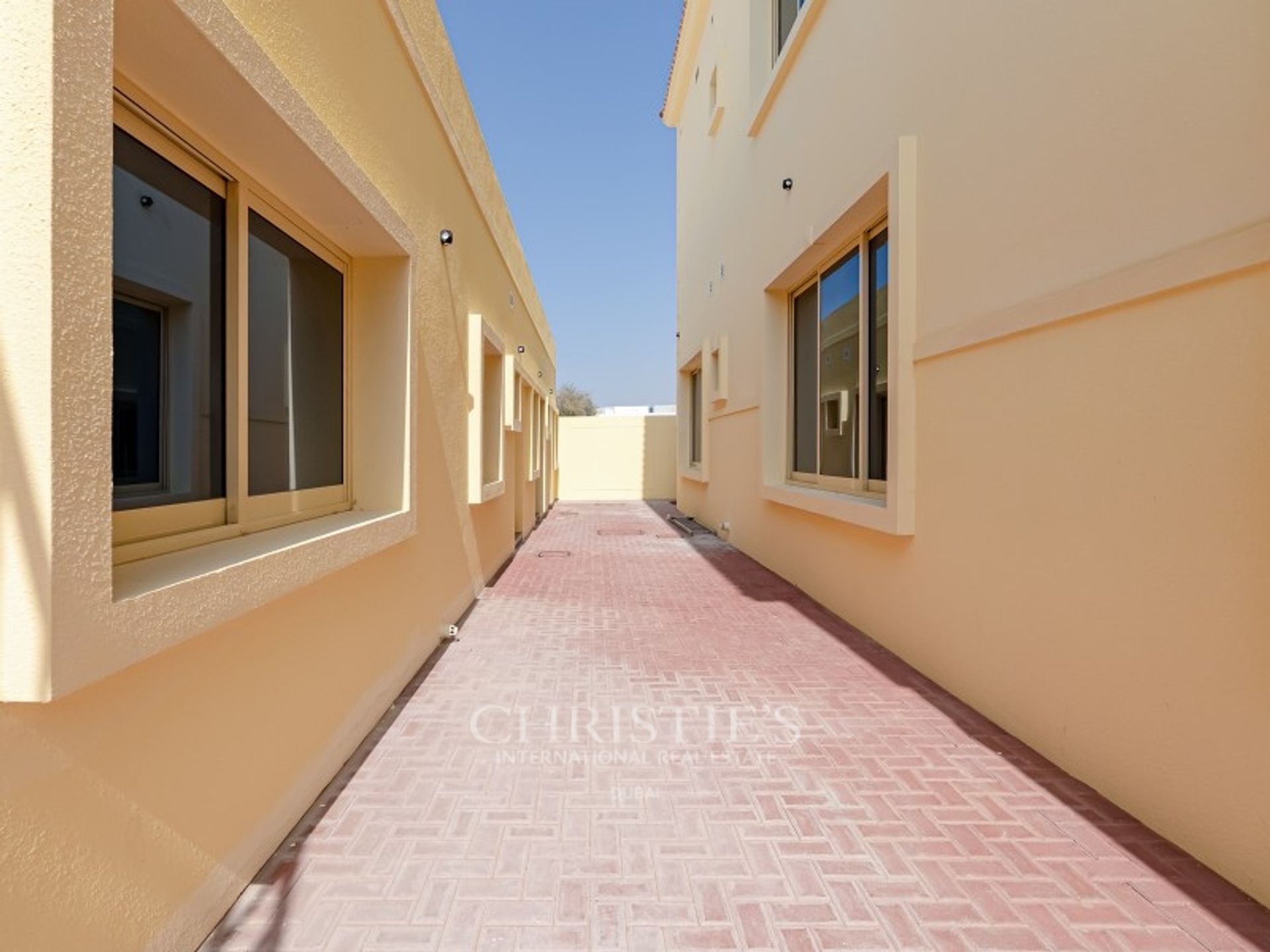 House in Dubai, Dubai 11546800