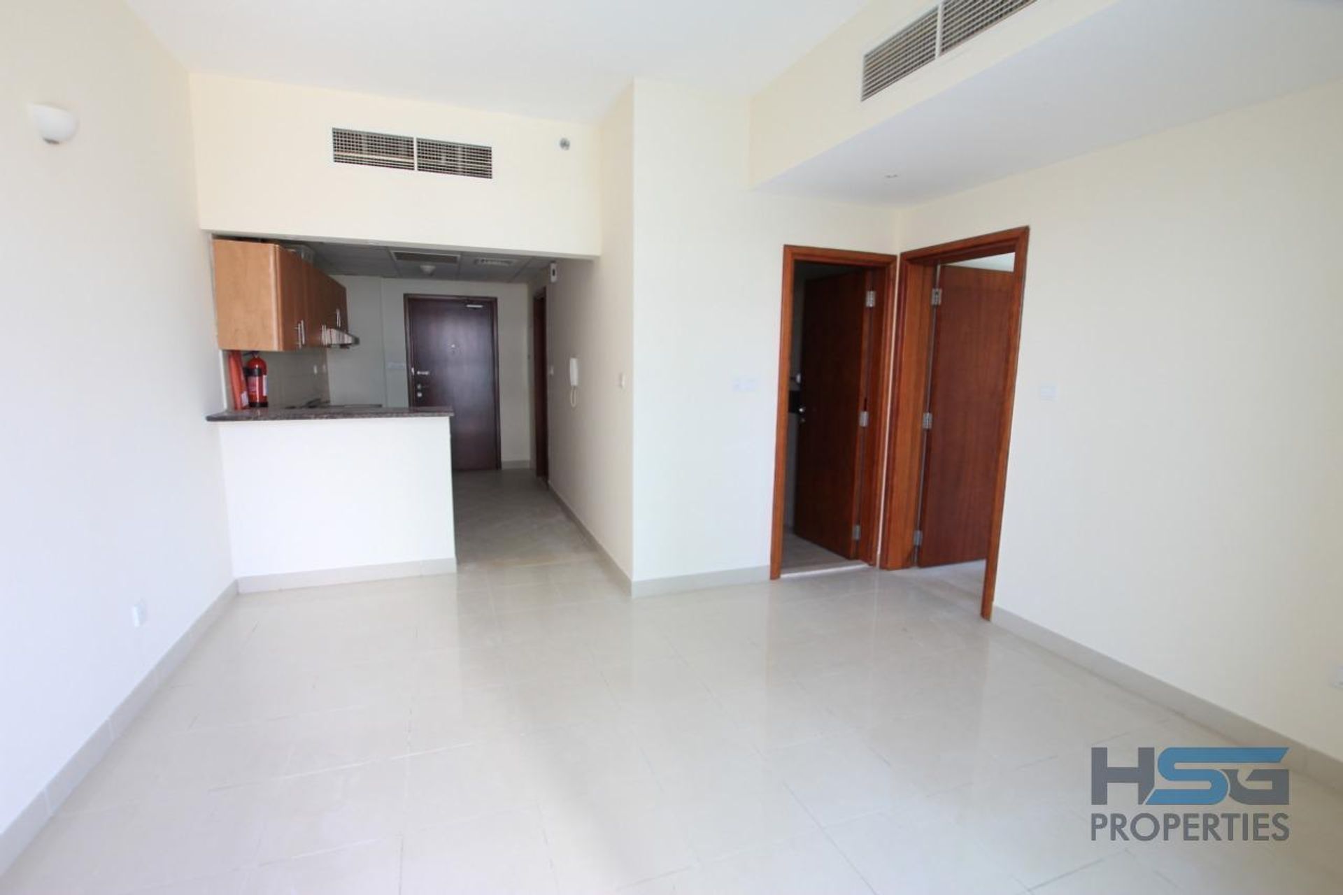 Condominium in Warisaan, Dubayy 11547041