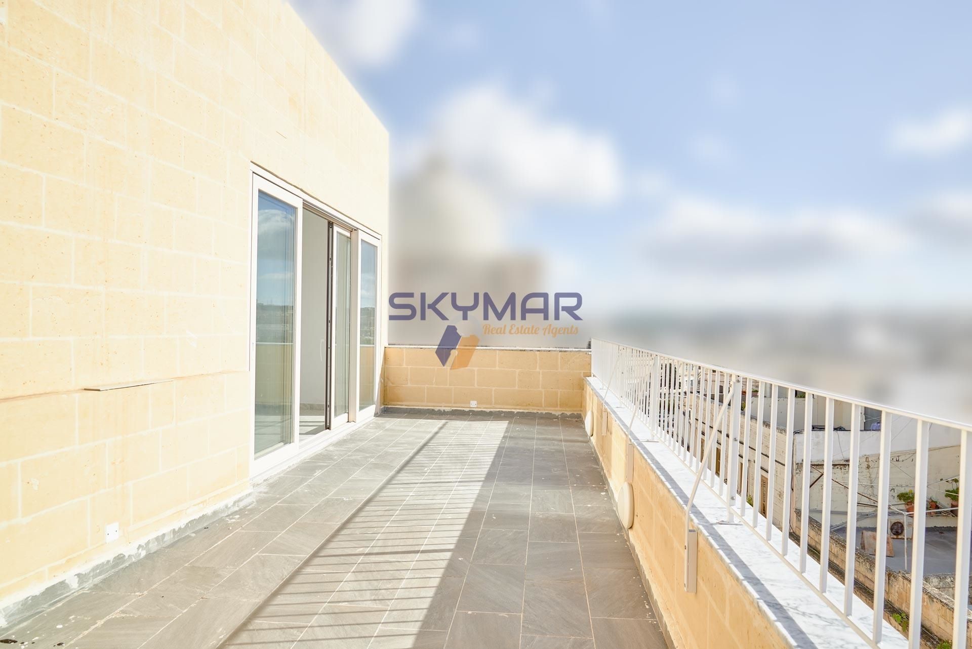 Condominio nel Qormi,  11547438