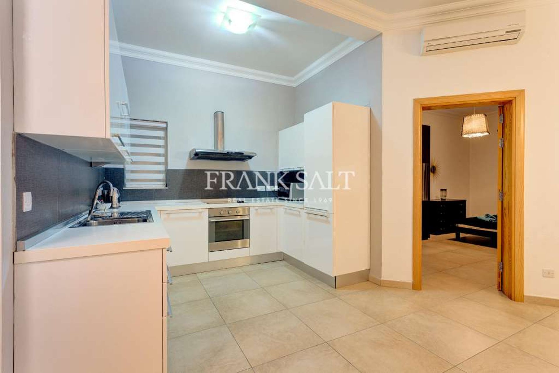 Condominium in Tas-Sliema,  11548403