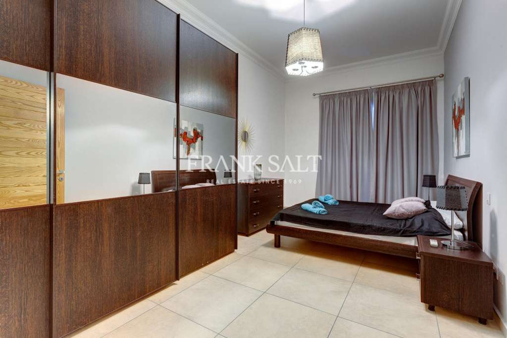 Condominium in Tas-Sliema,  11548403