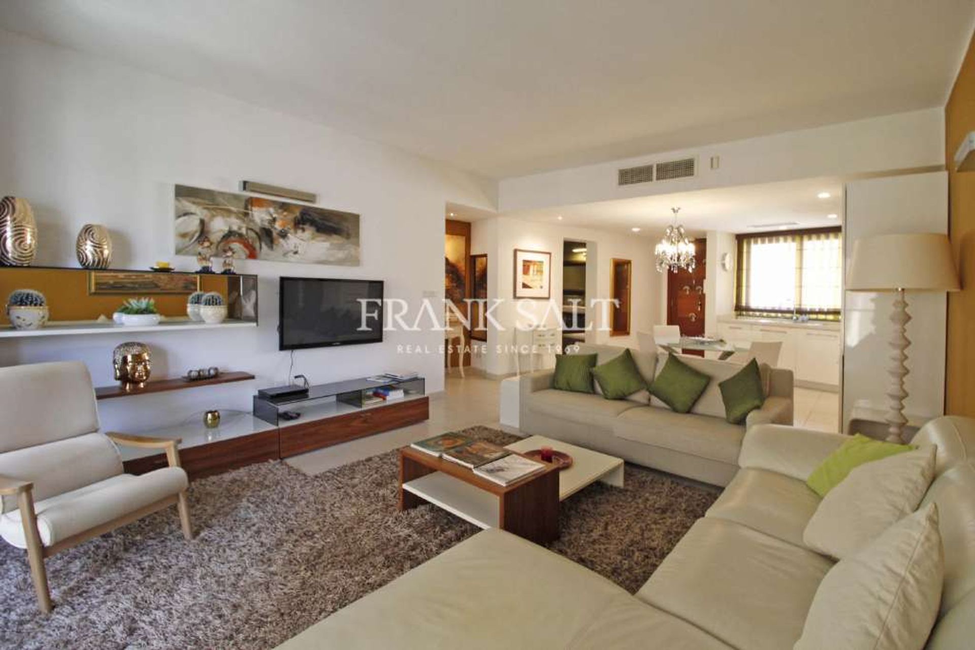 Condominium in San Giljan, San Giljan 11549368