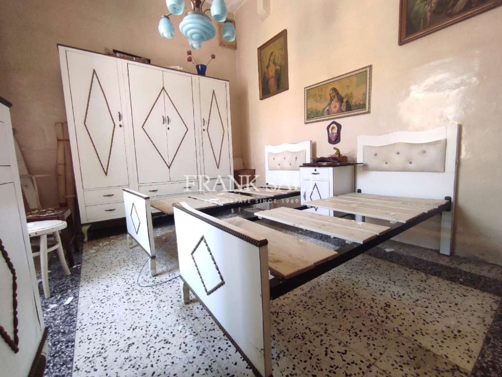 rumah dalam Qormi,  11549370