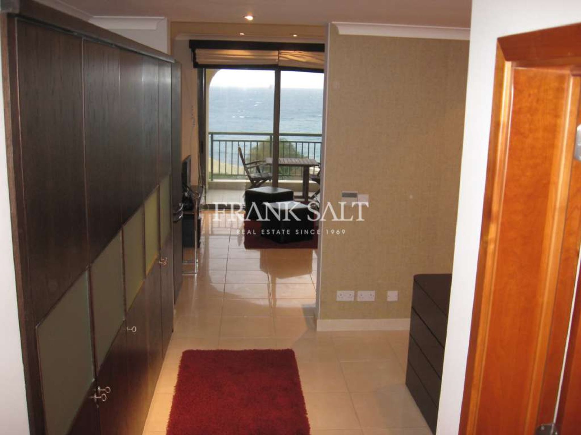 Condominium in San Giljan, San Giljan 11549769