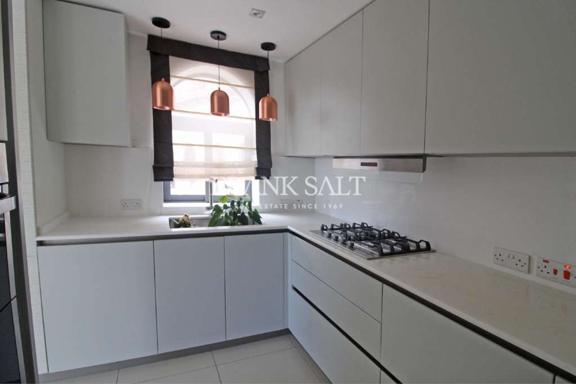 Condominio en Tal-Mejda, Swieqi 11551652