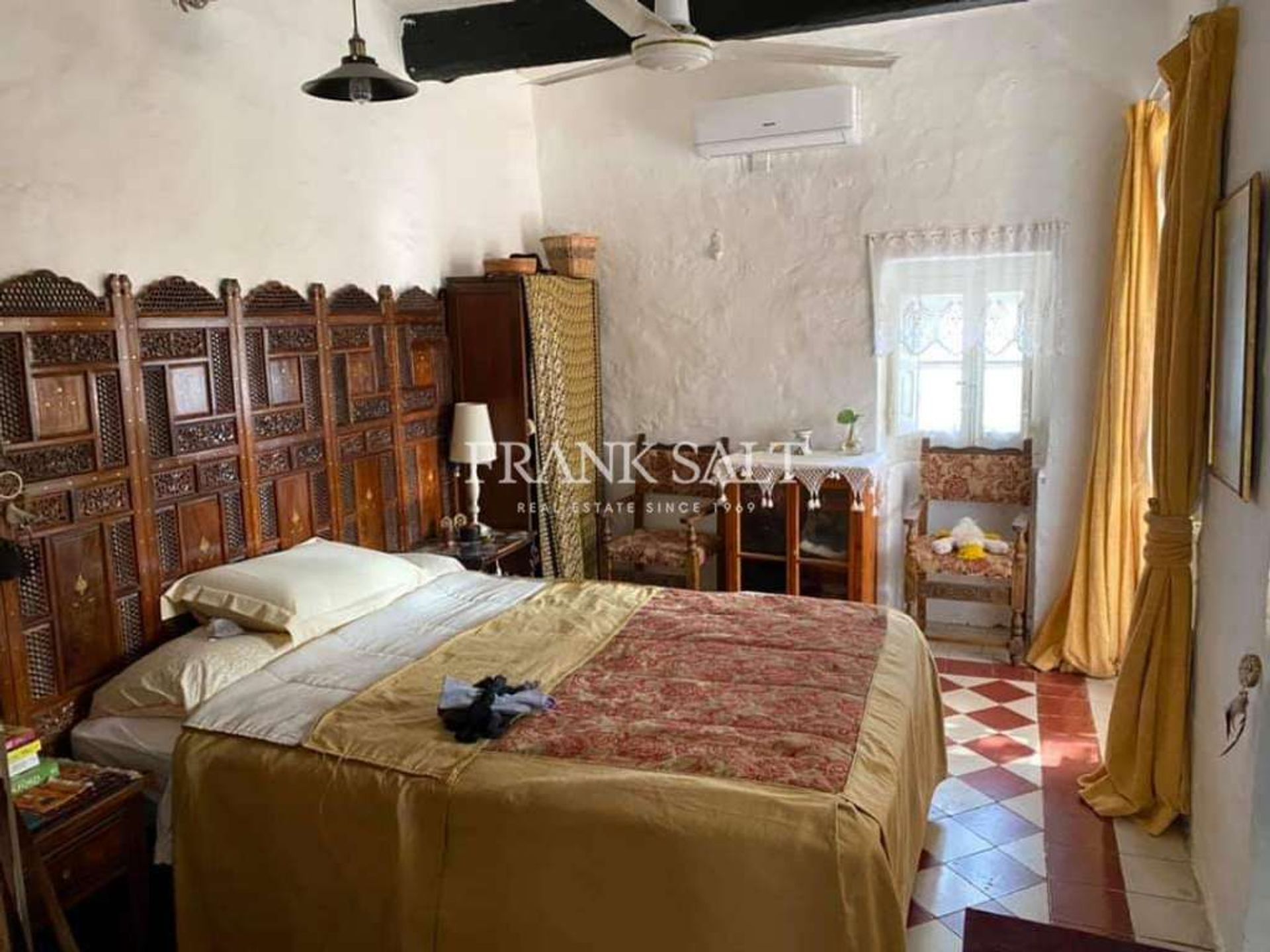 Hus i Bugibba, San Pawl il-Bahar 11551679