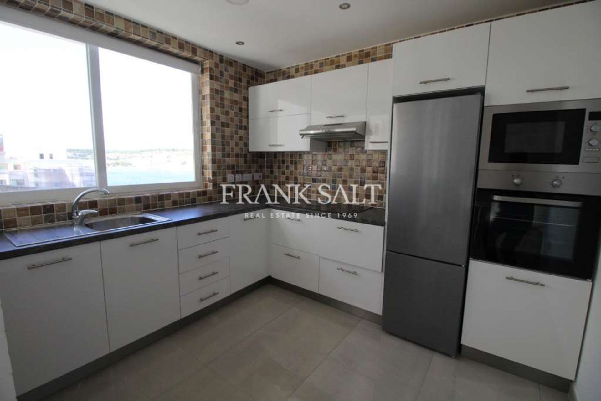 Condominio en San Pawl il-Baħar,  11552097