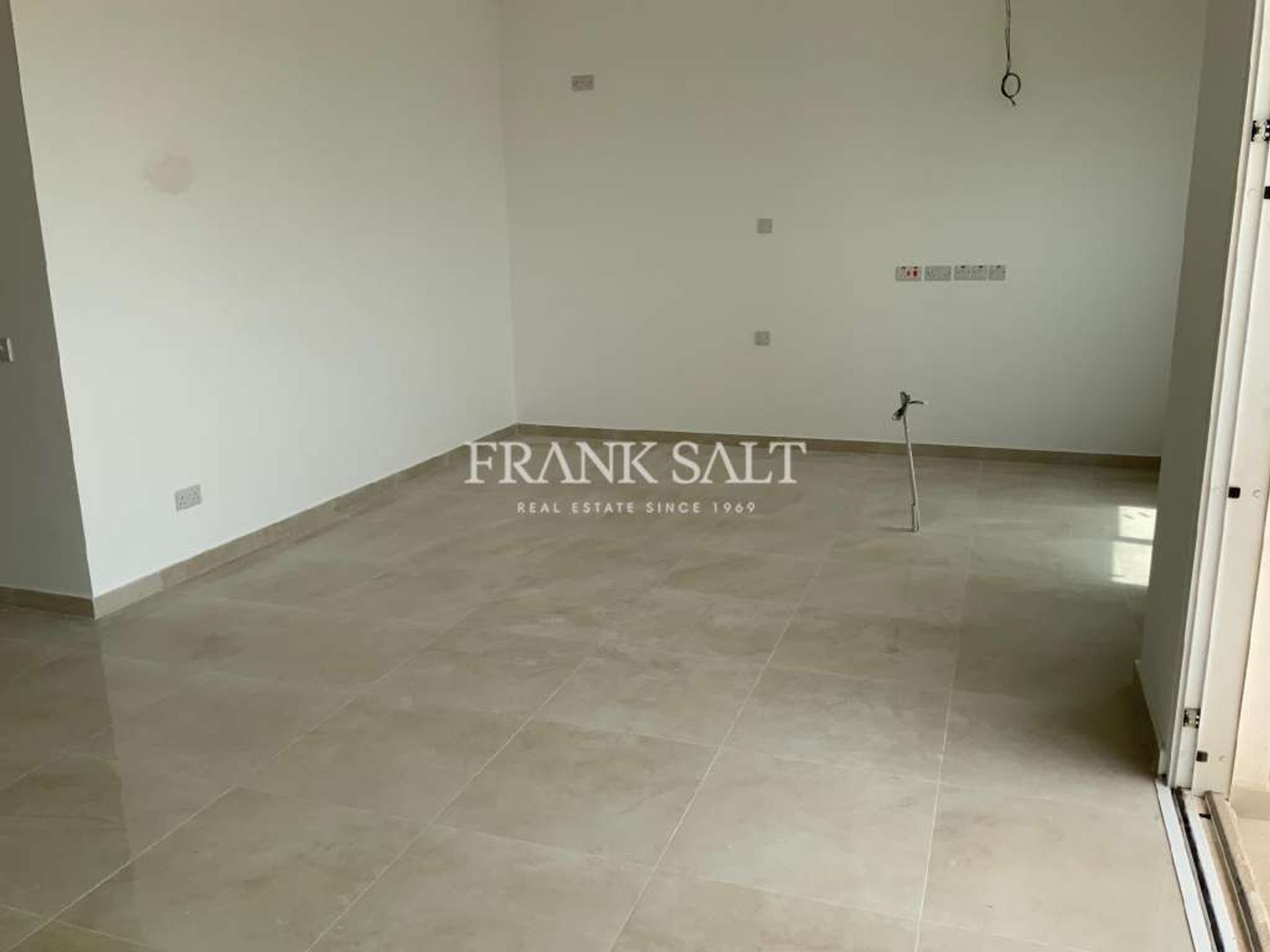 Condominio nel San Giljan, San Giljan 11552100