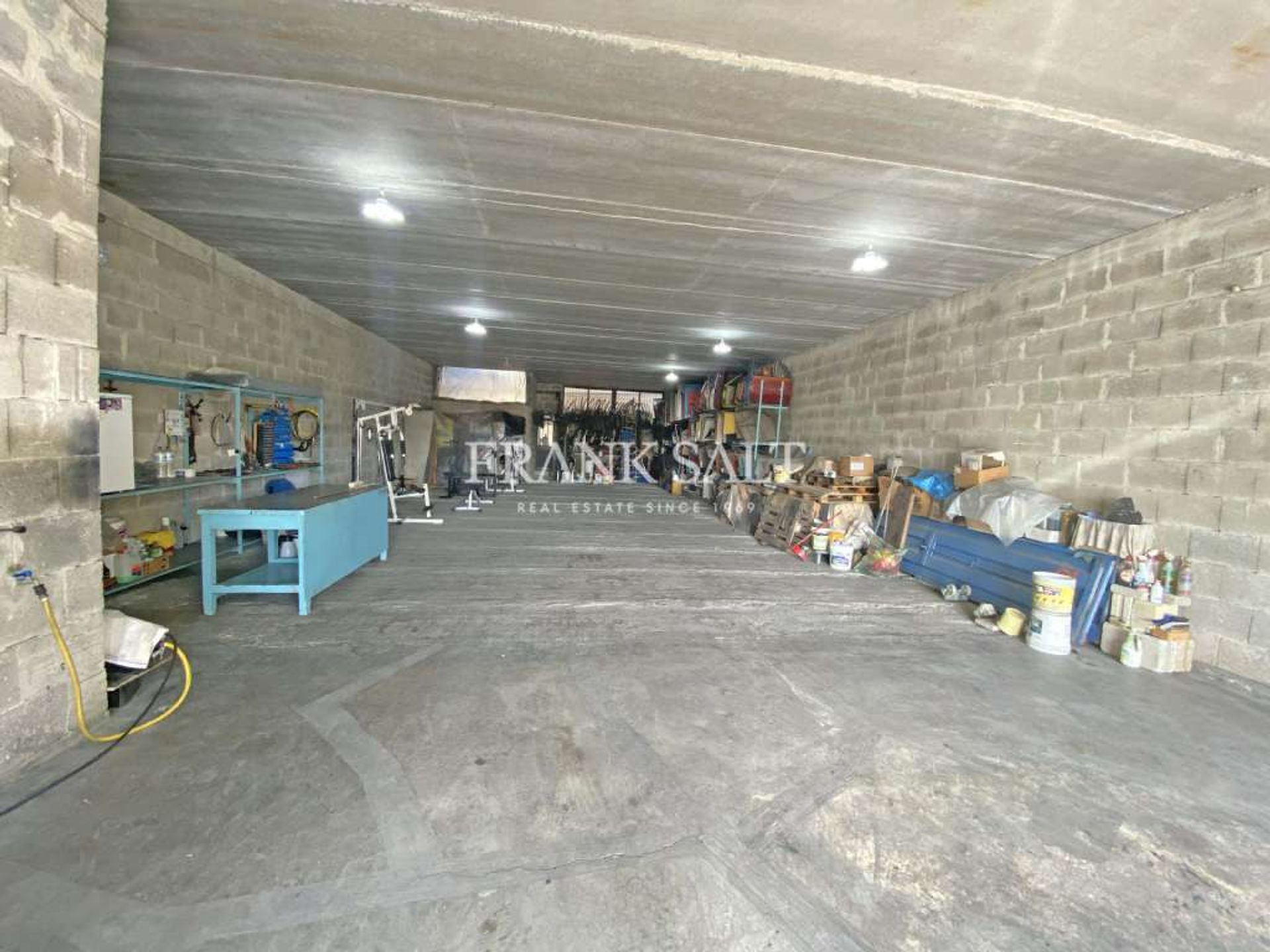 Perindustrian dalam Qormi, Qormi 11552663