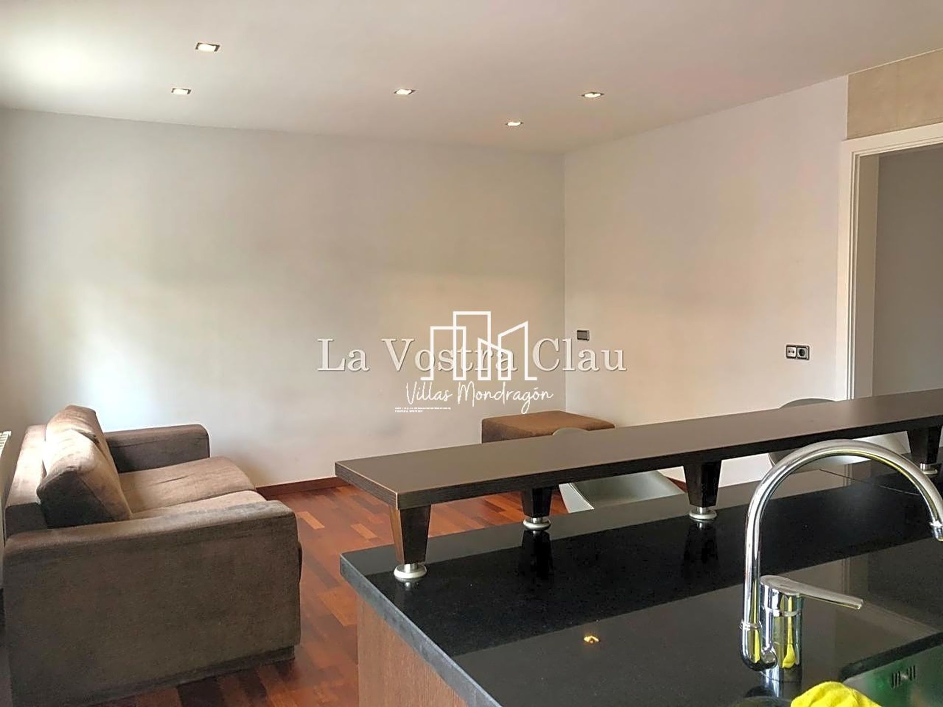 Condominium dans Barcelone, Catalogne 11553269