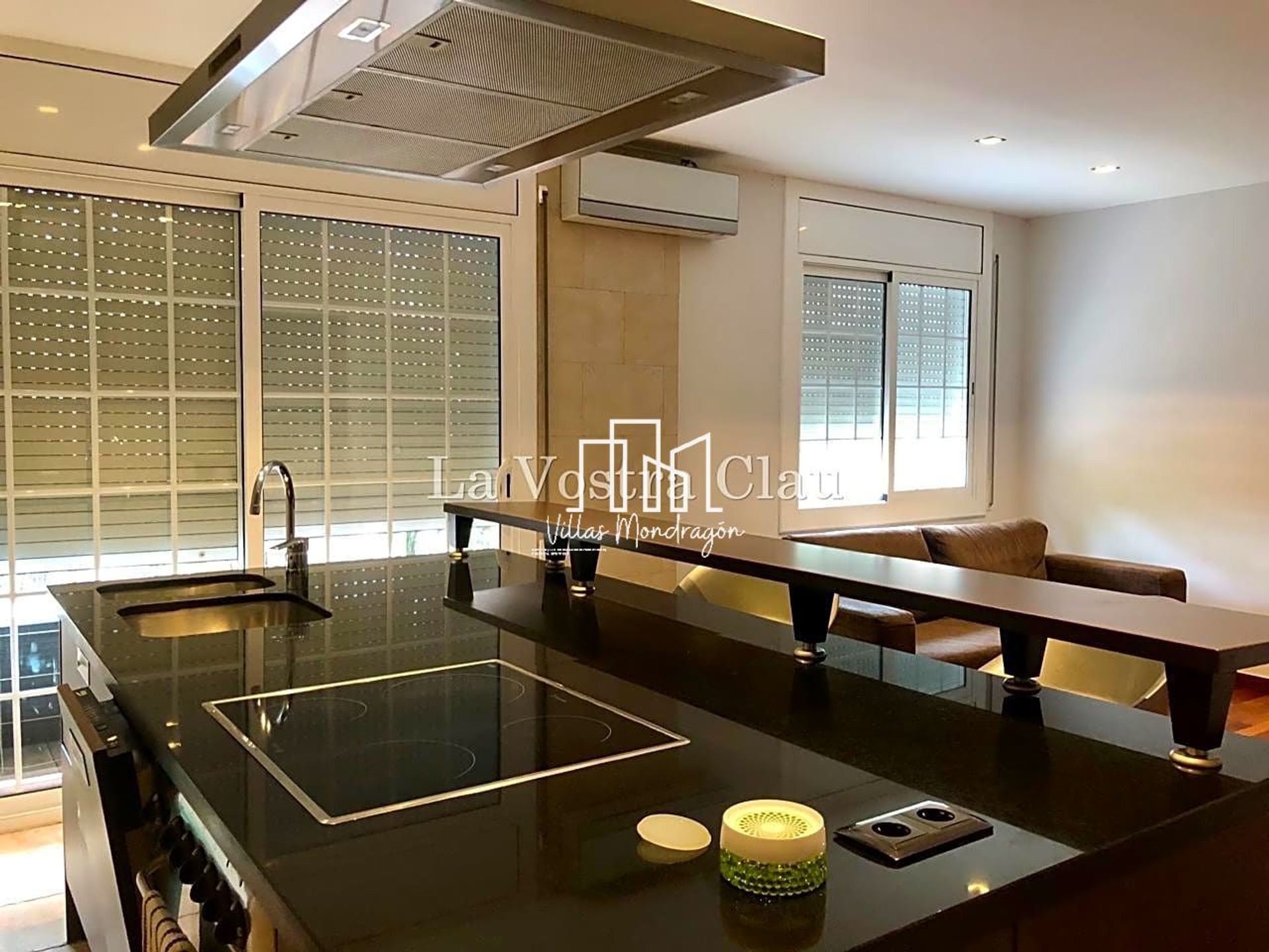 Condominium dans Barcelone, Catalogne 11553269