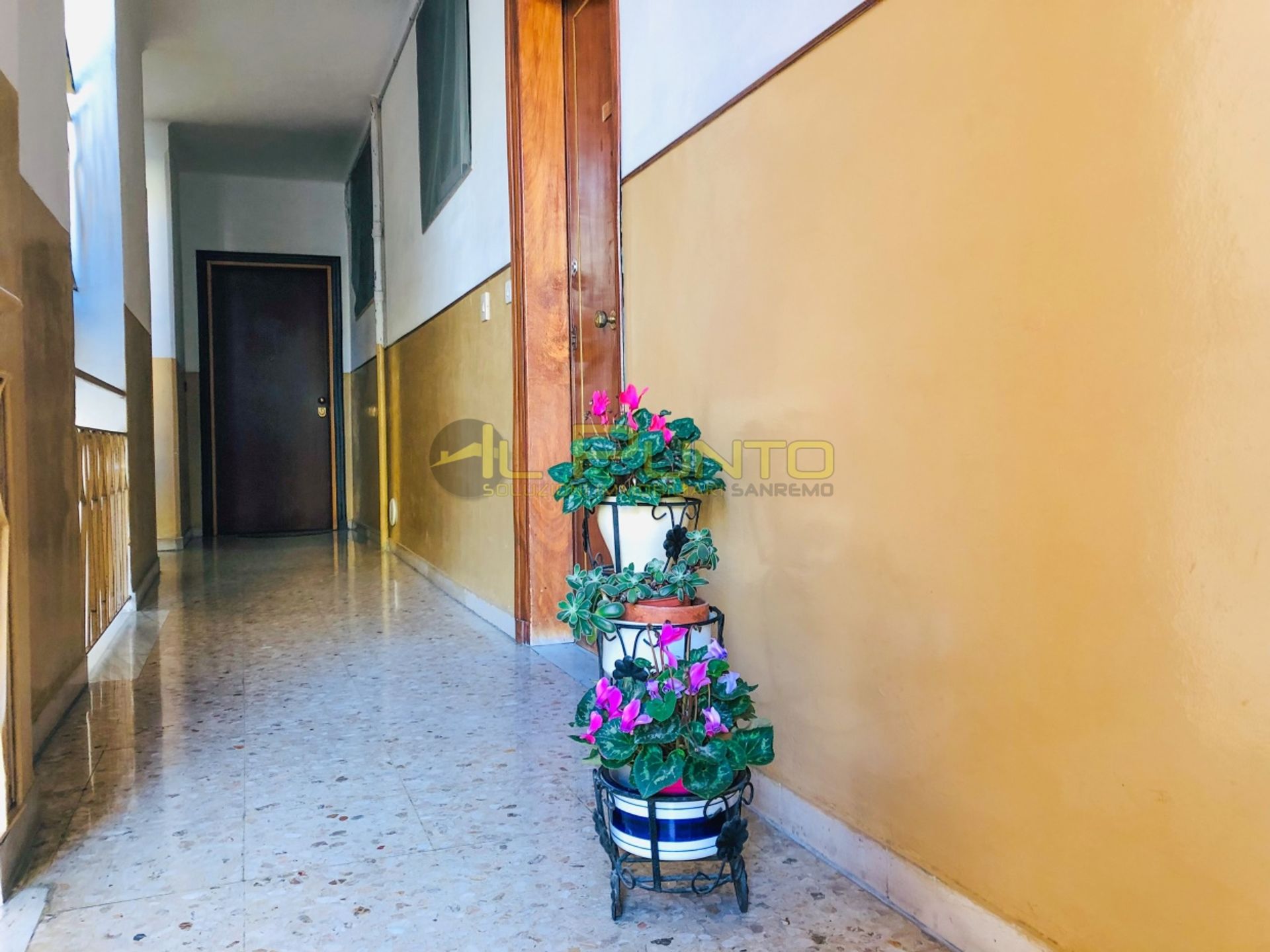 Condominio en , Liguria 11553351