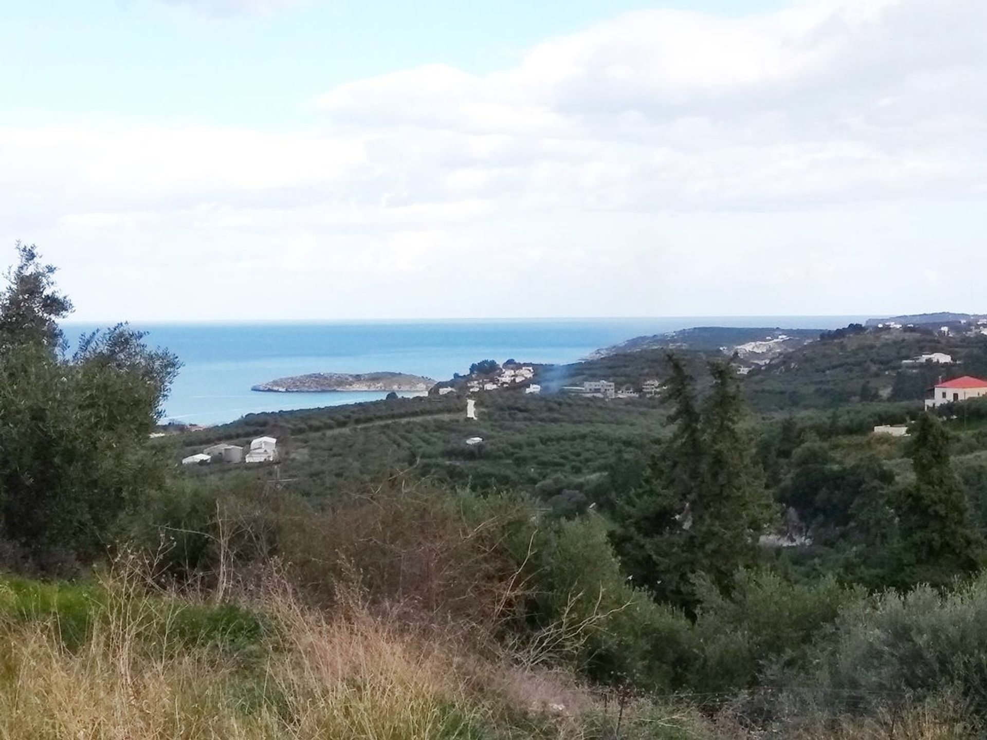 Land im Nipos, Kriti 11553736