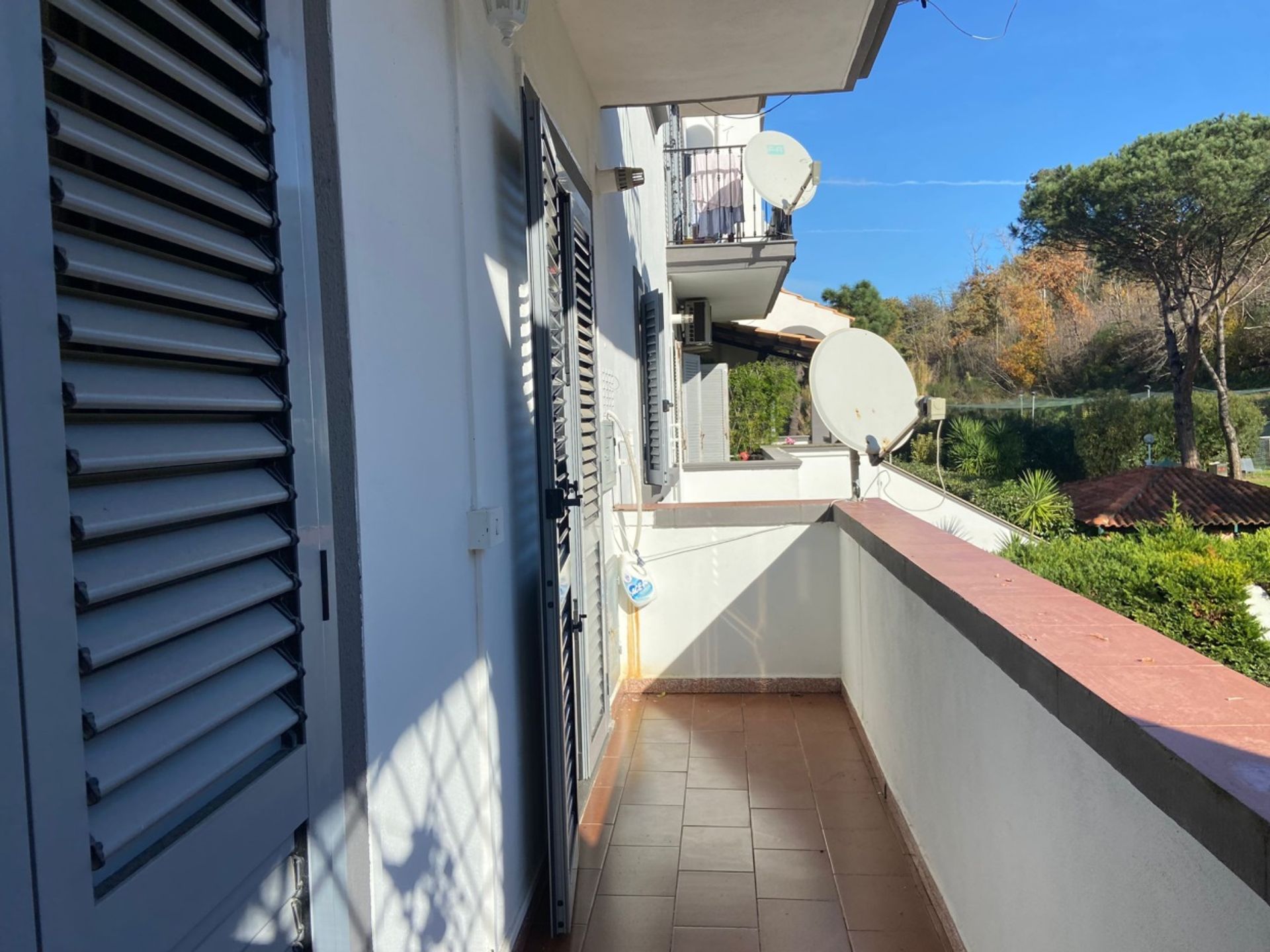 Condominium dans Pozzuoli, Campania 11553856