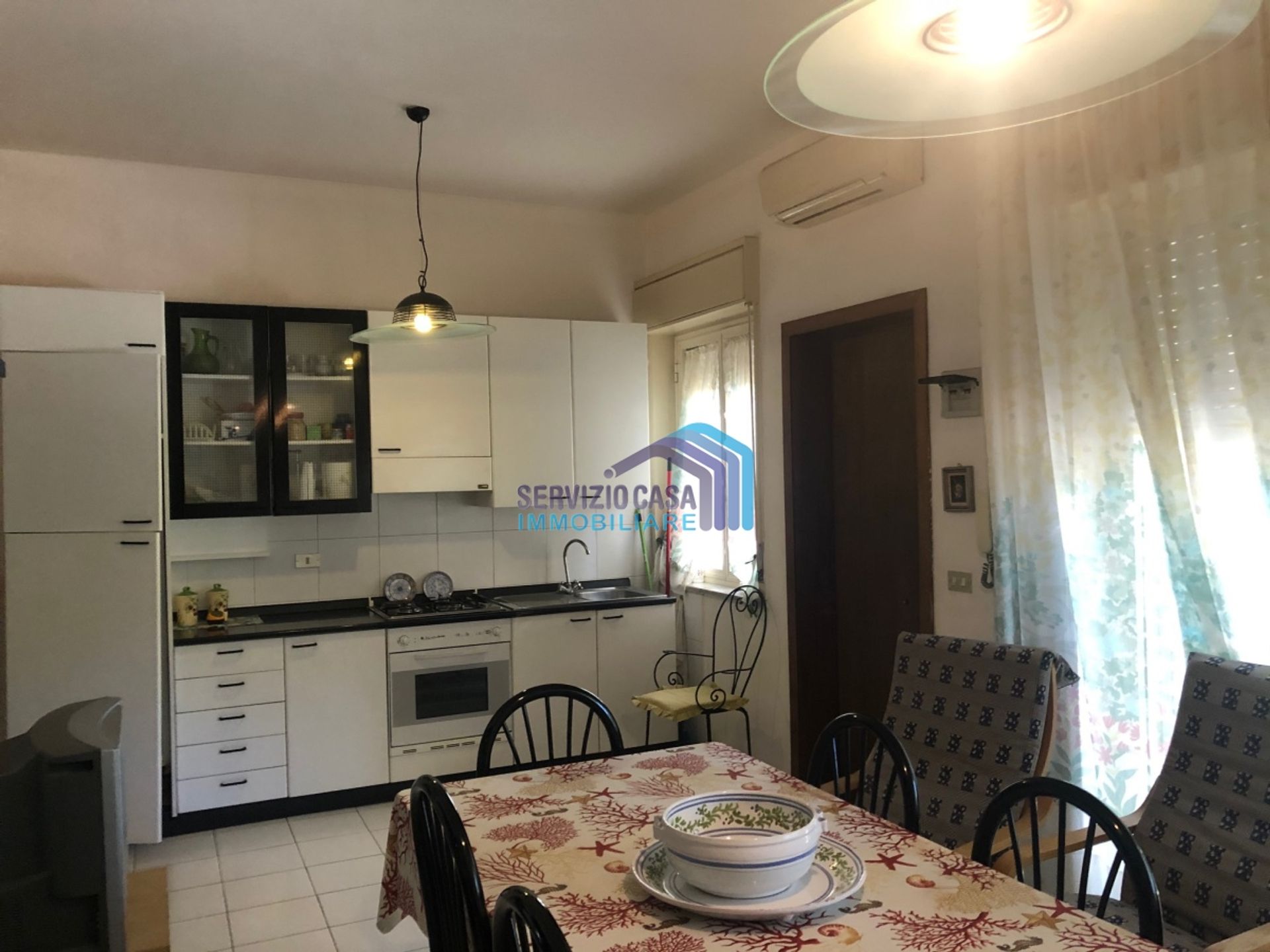 Condominio en Santa Caterina Villarmosa, Sicilia 11553936