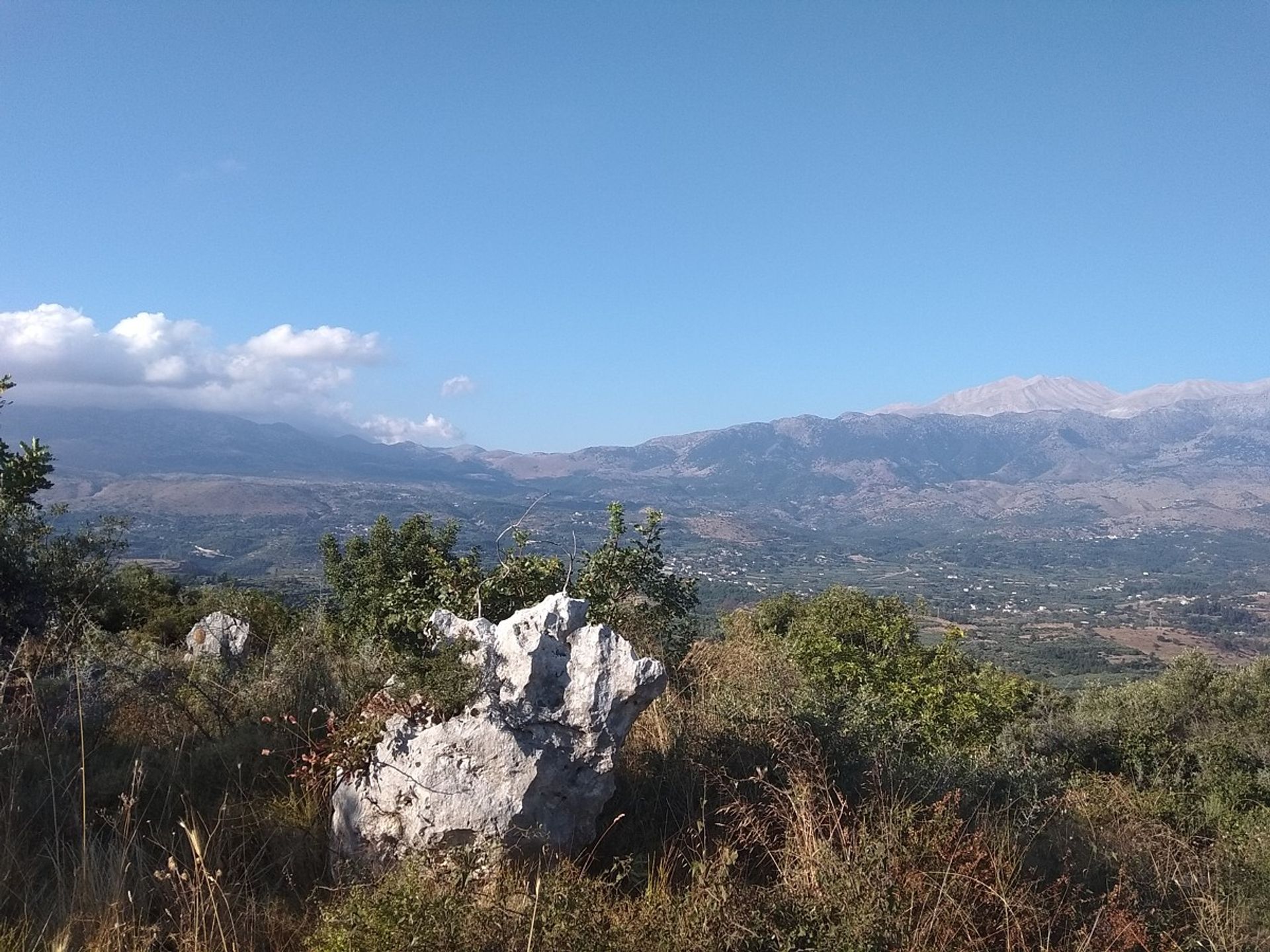 ארץ ב קפאלאס, קריטי 11554140