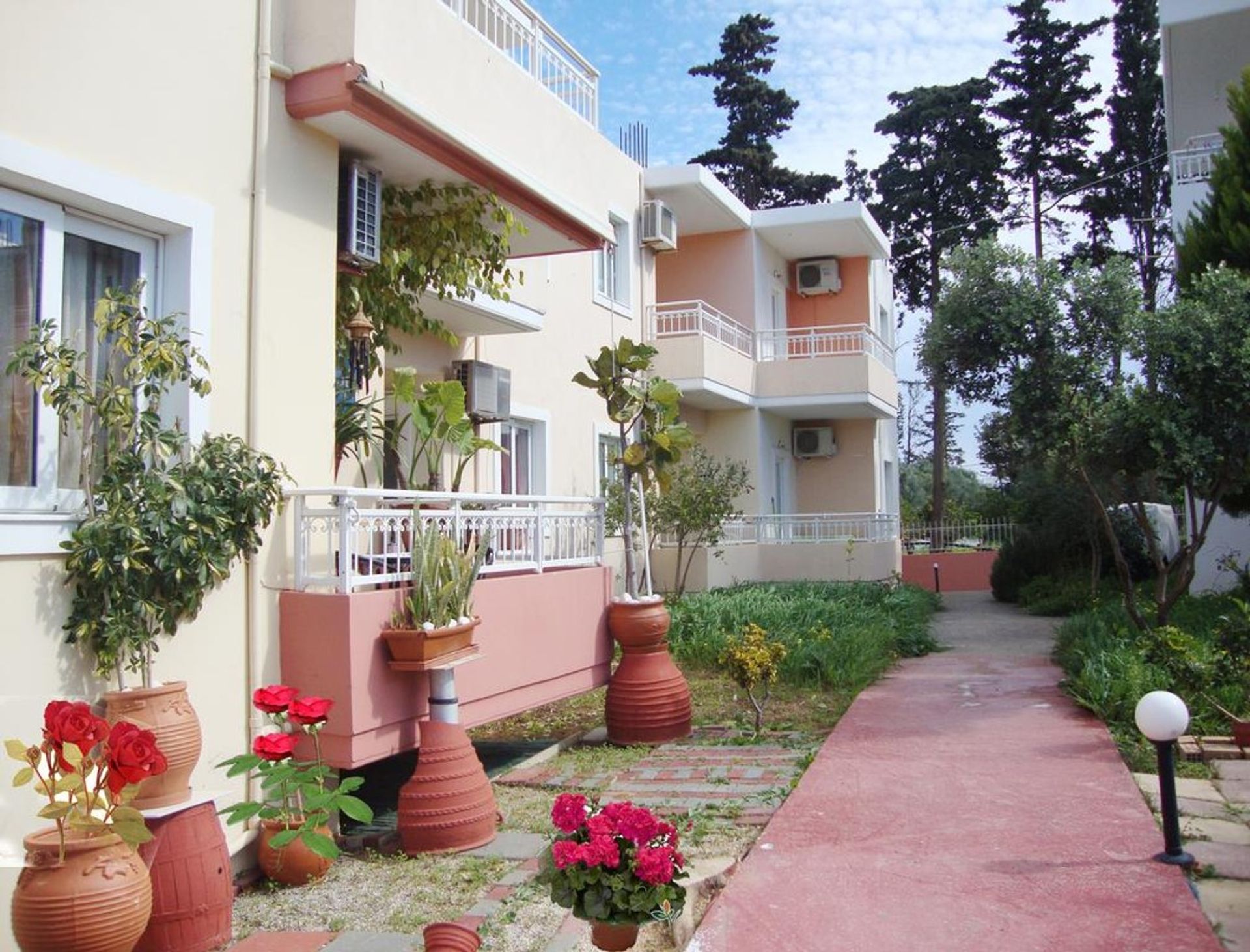 Промислові в Agia Marina,  11554248