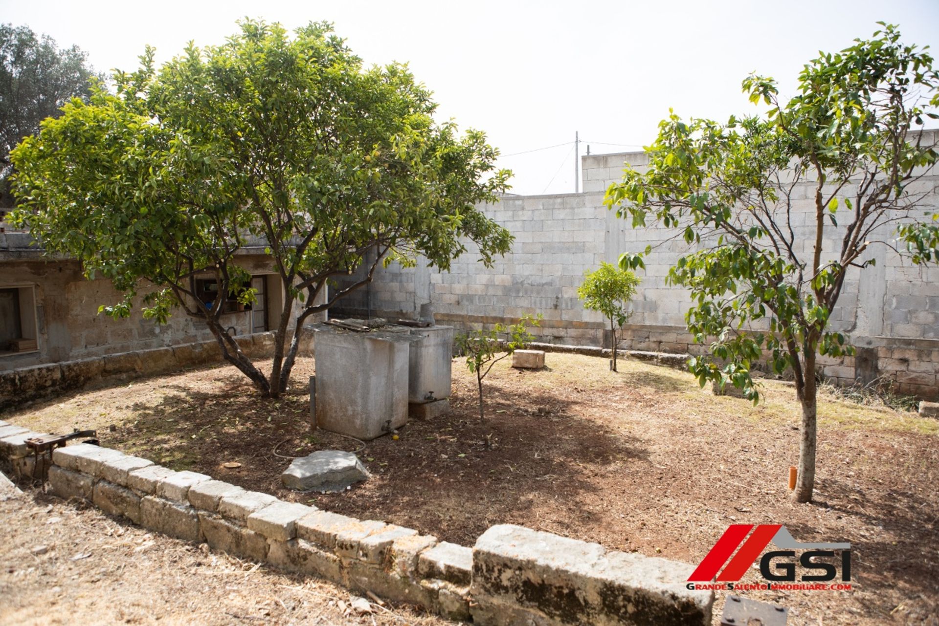 Tierra en San Michele Salentino, Apulia 11554323