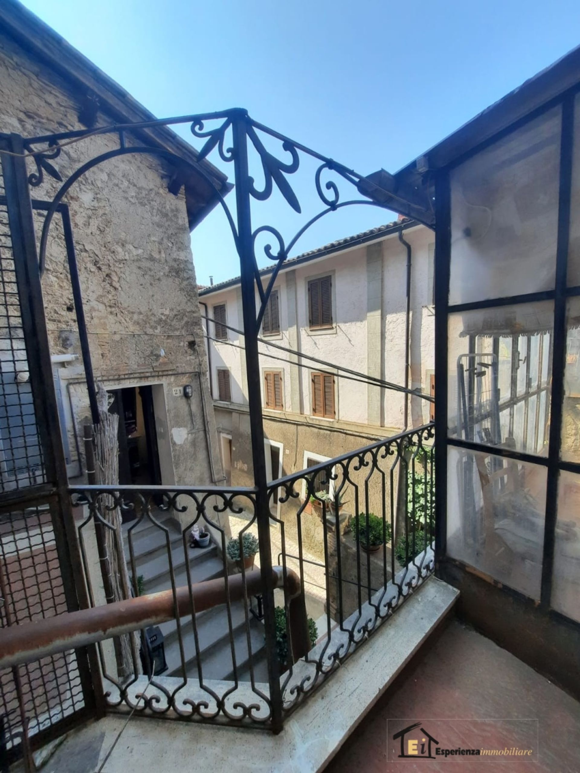 Condominium in Casperia, Lazio 11554409