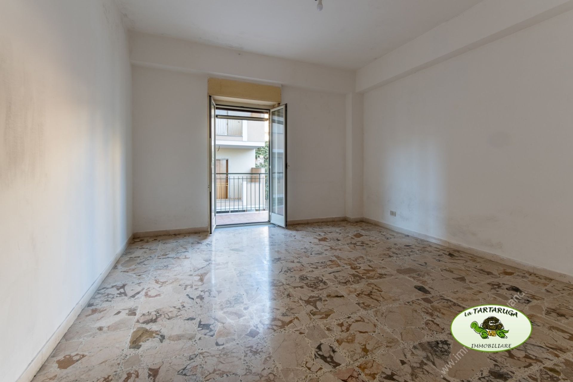 Condominium in , Sicily 11554461